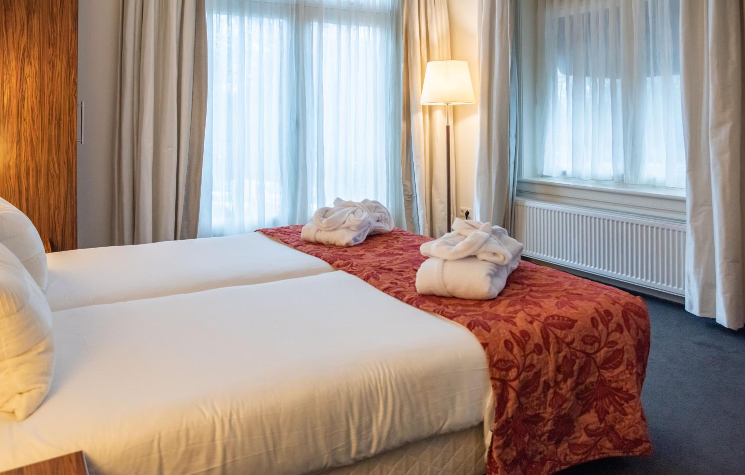 Twin Room - Photo 1