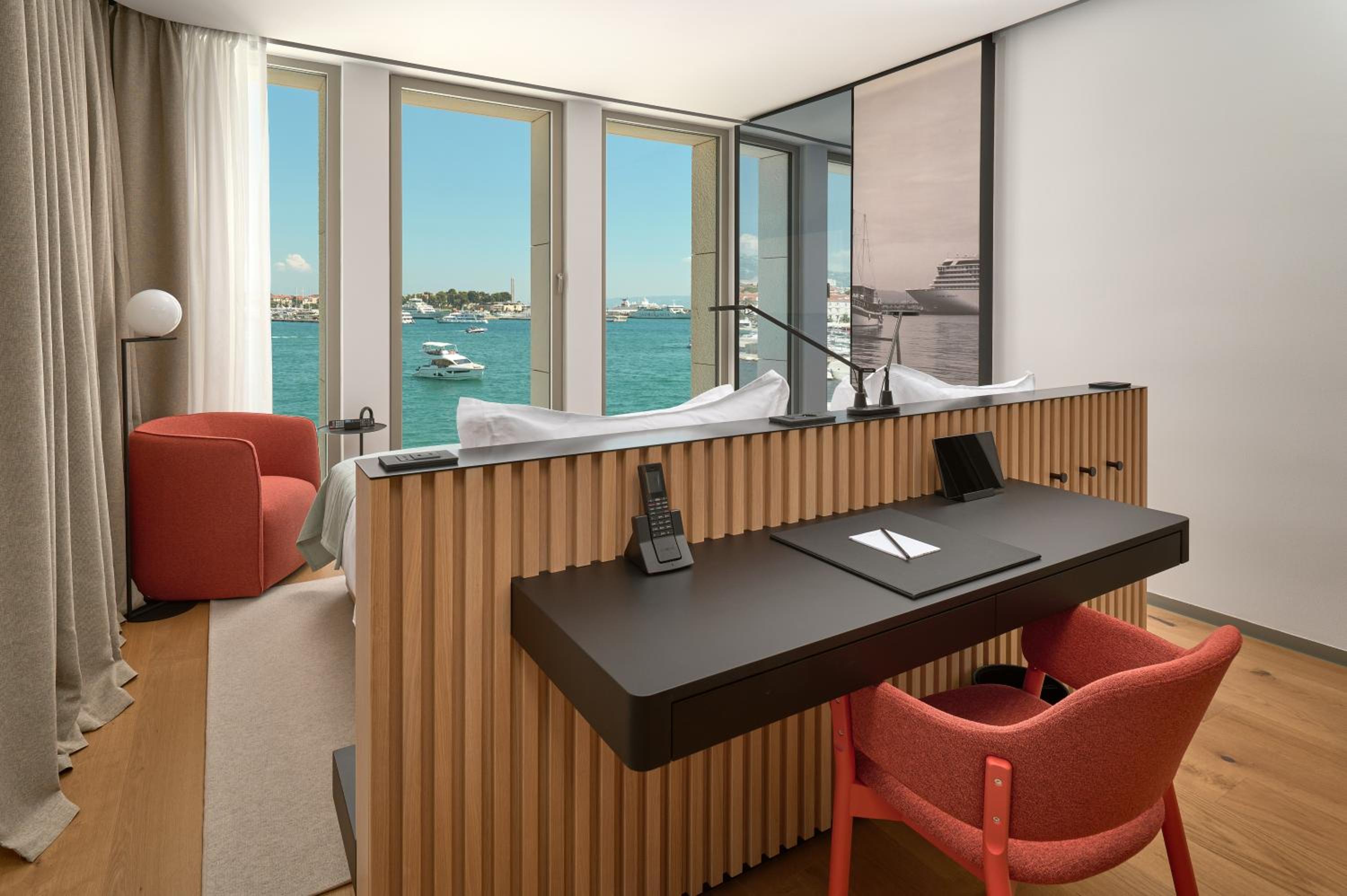 Superior Twin Room with Sea view  - Photo 1