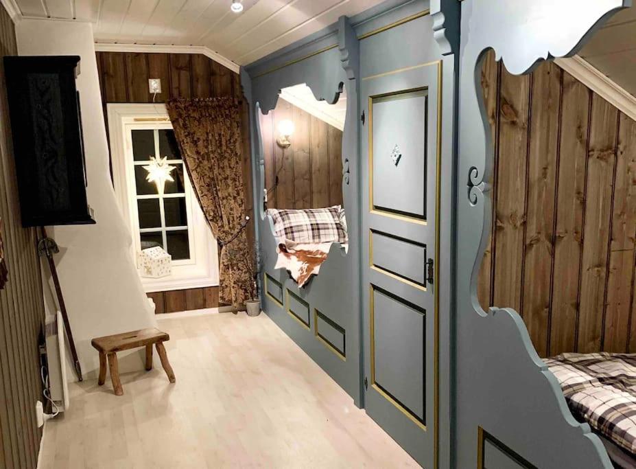 Three-Bedroom House photo 3
