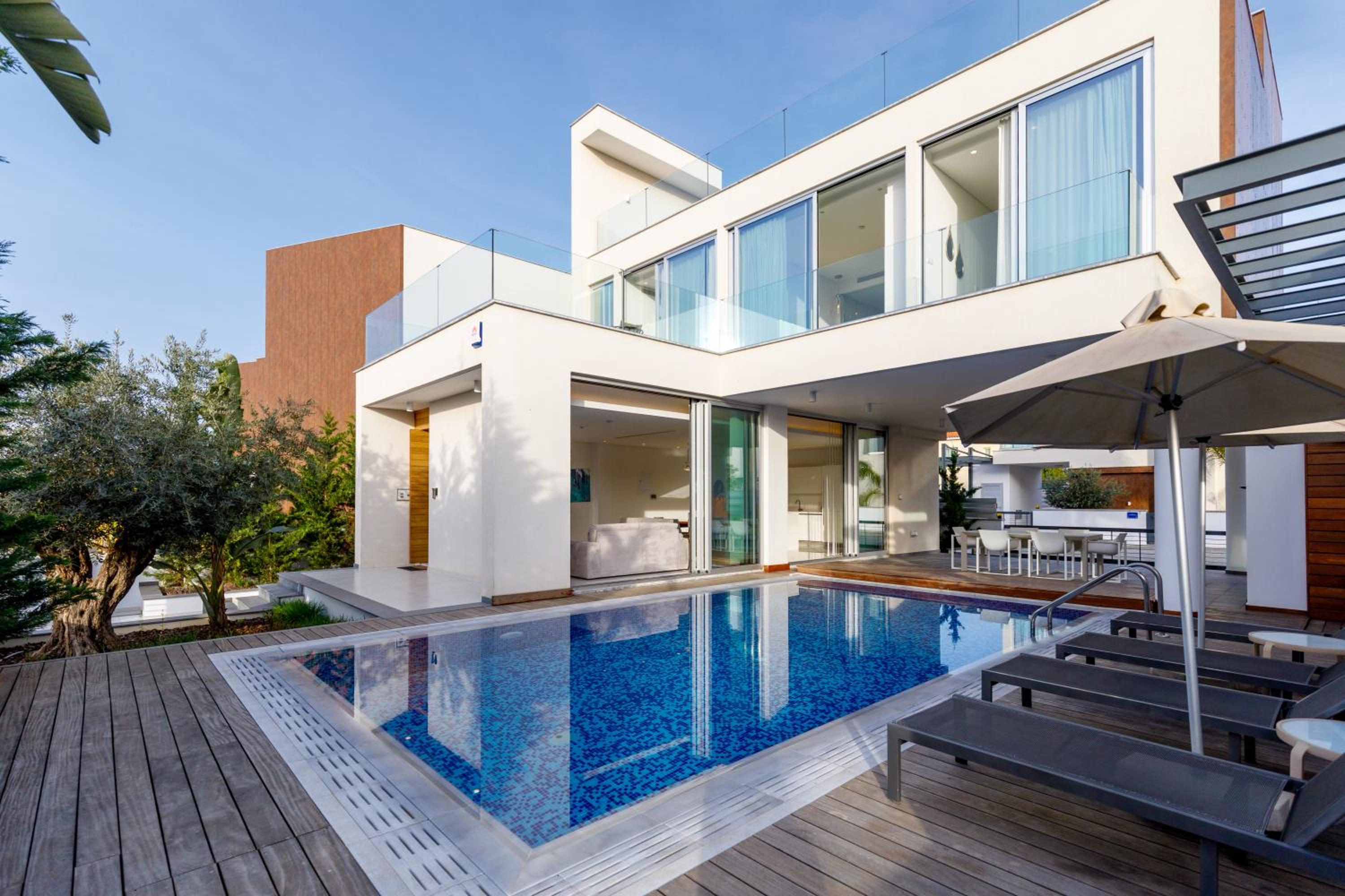 Villa with Sea View photo 1