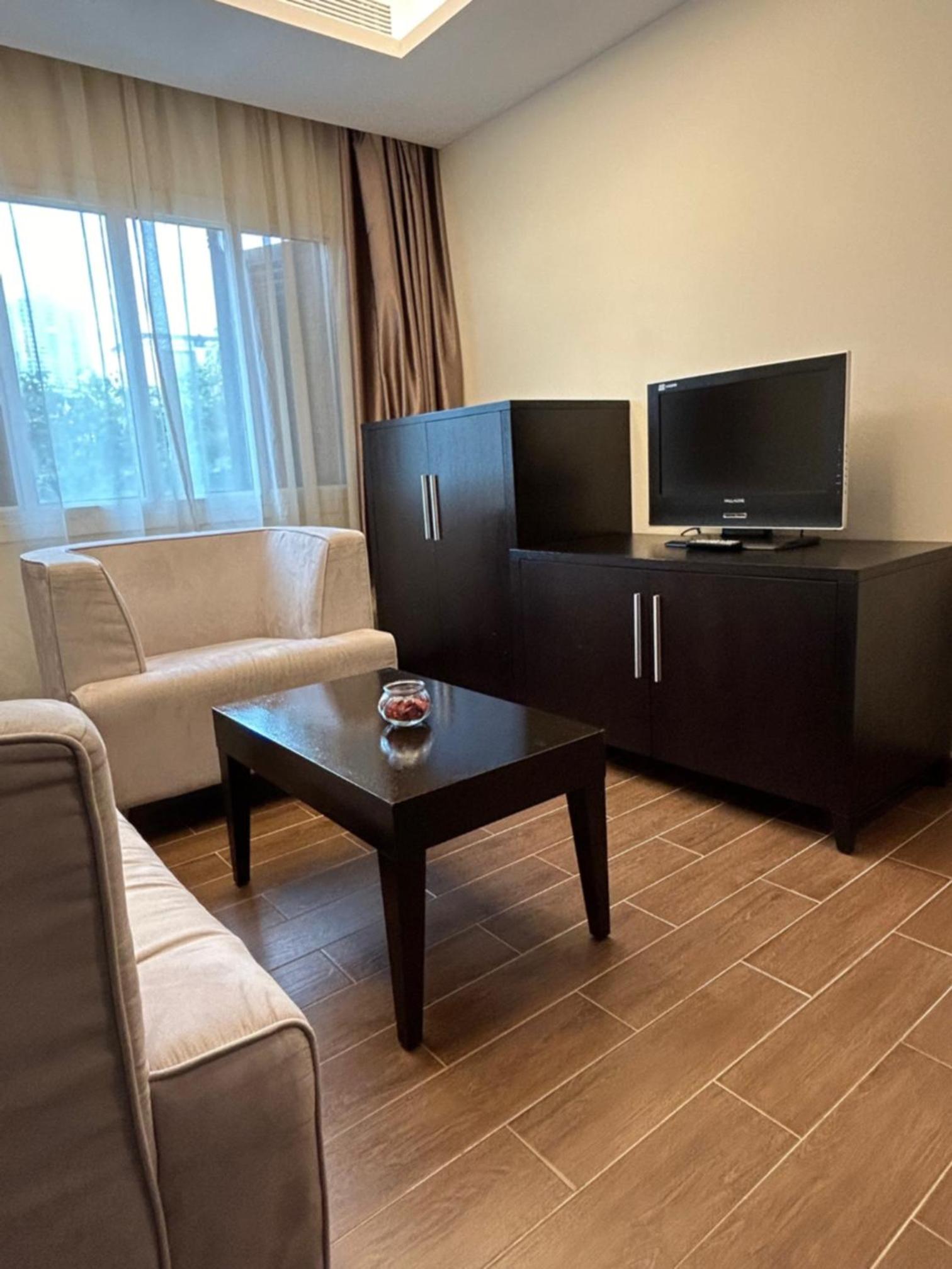 Executive Suite photo 2