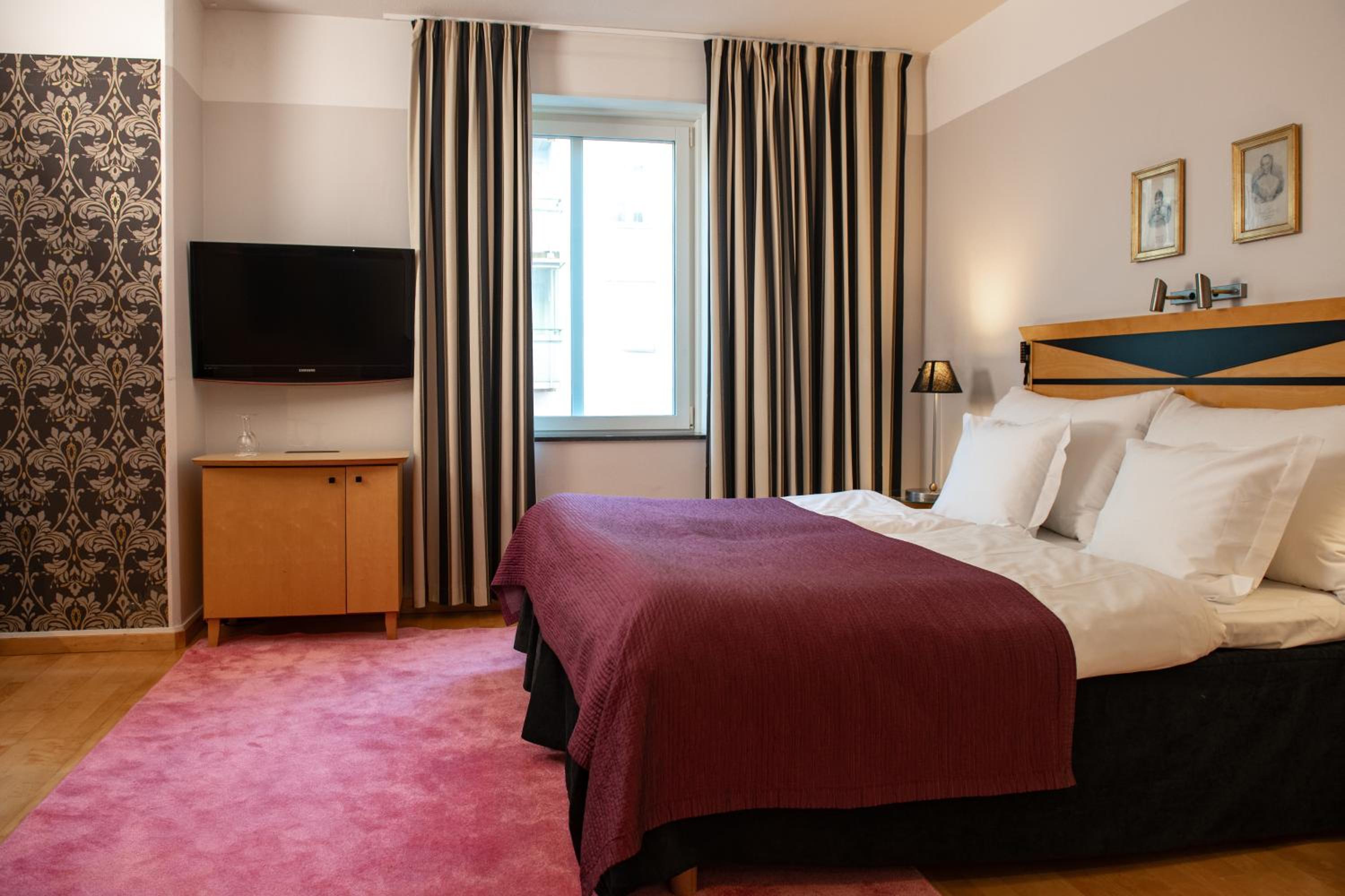 Economy Twin Room - Photo 1