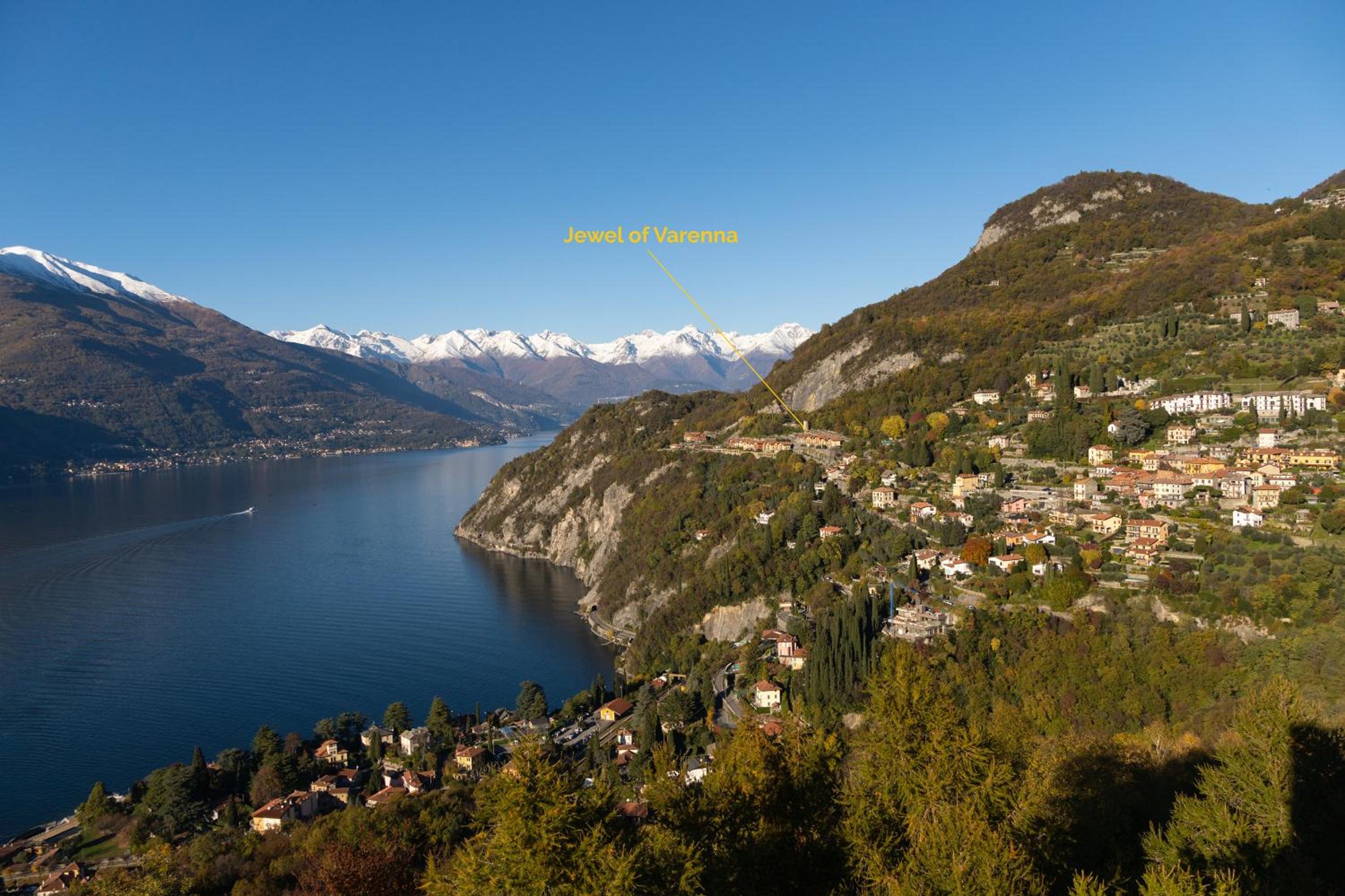 Apartment with Lake View photo 3