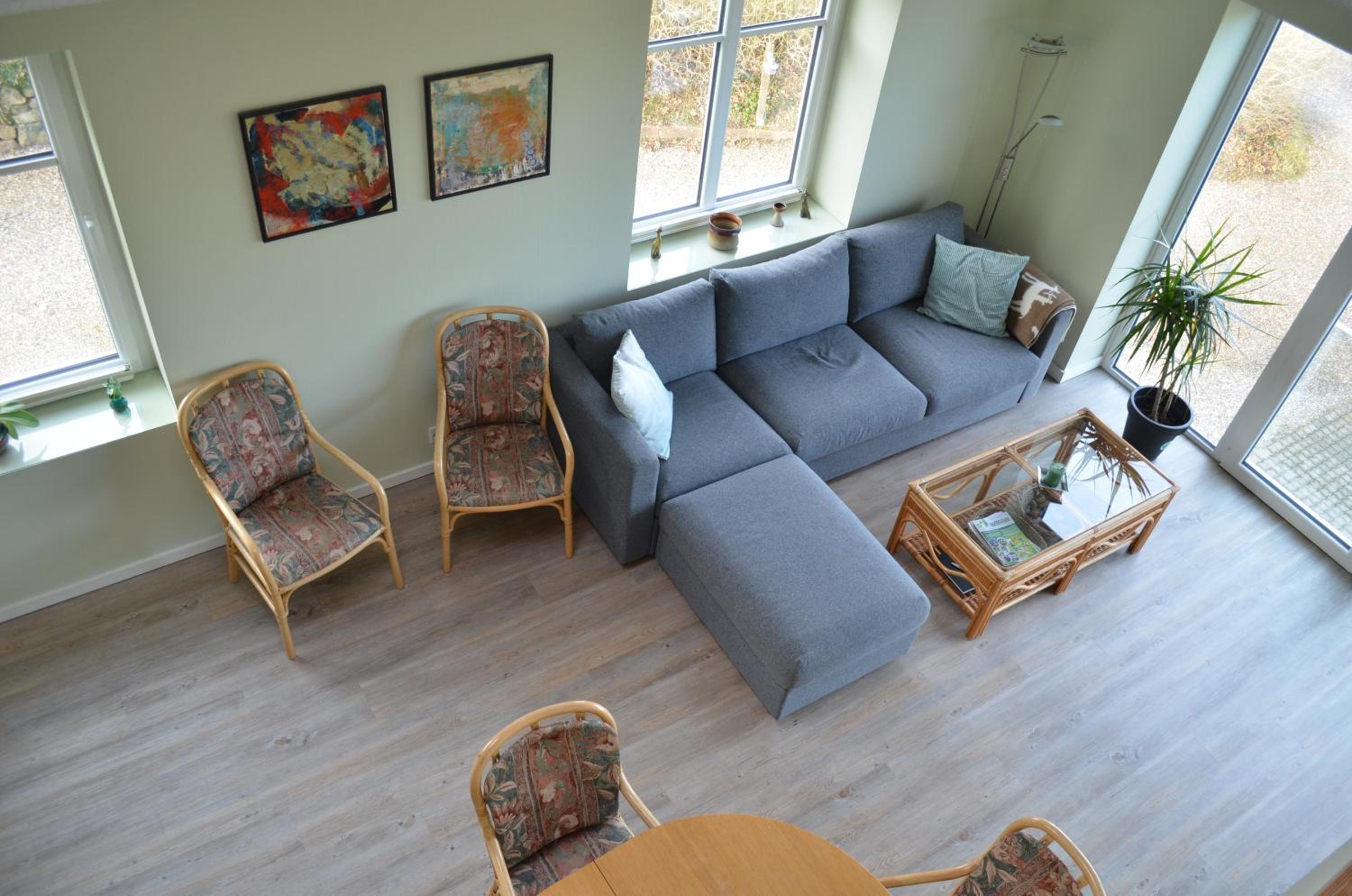 Studio Apartment - Photo 12