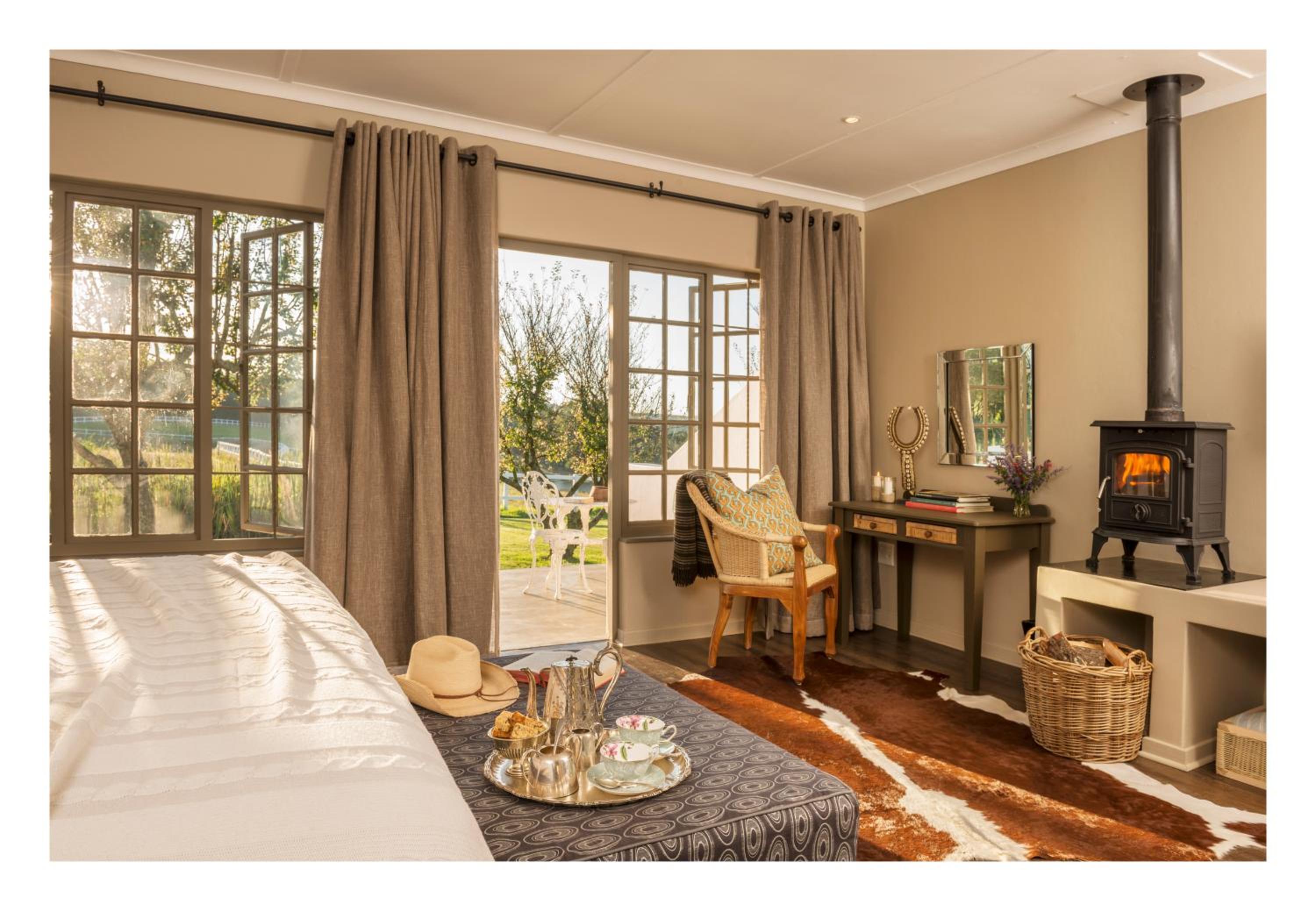 Superior King Or Twin Room photo 1