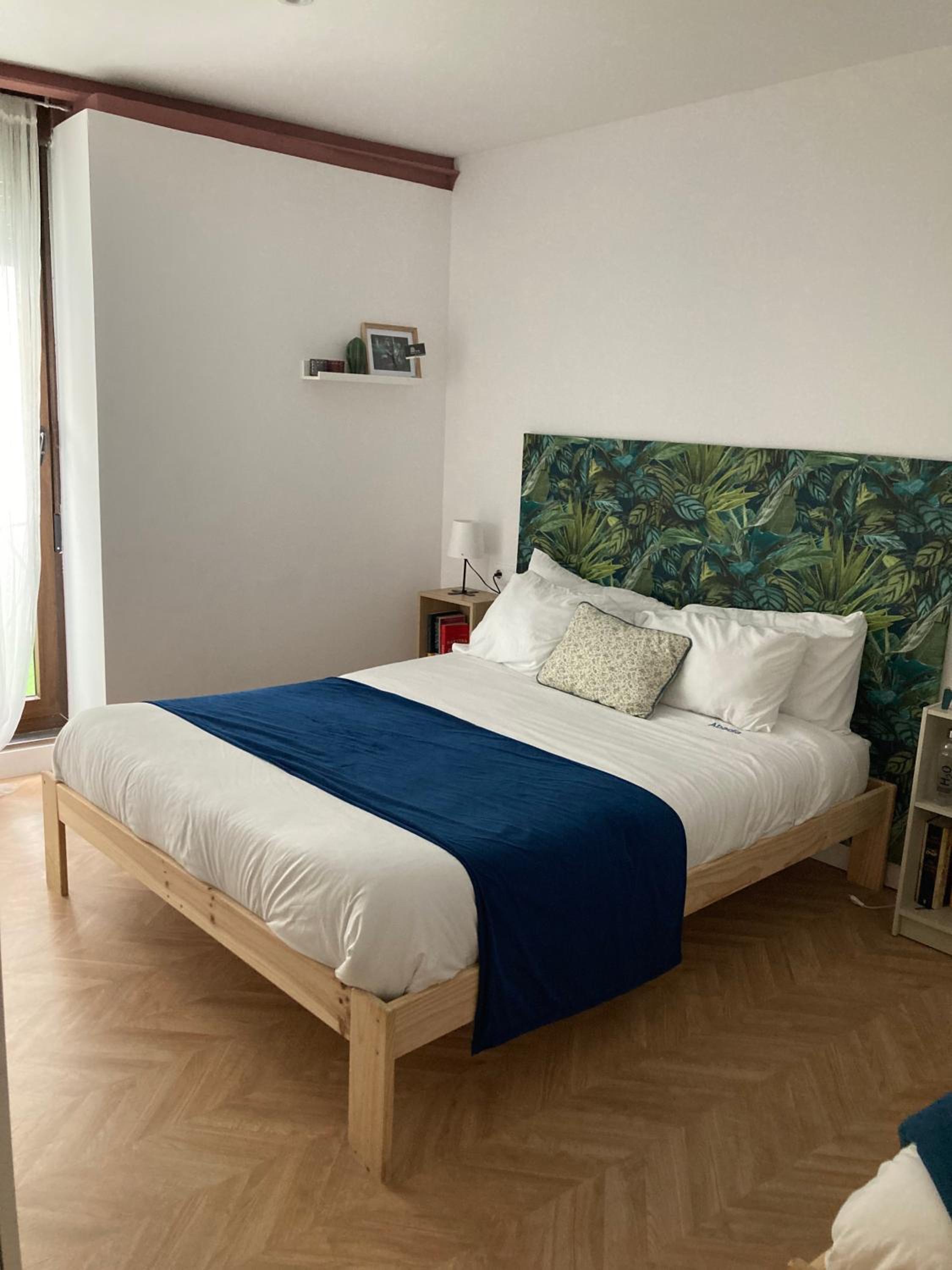 One-Bedroom Apartment photo 3