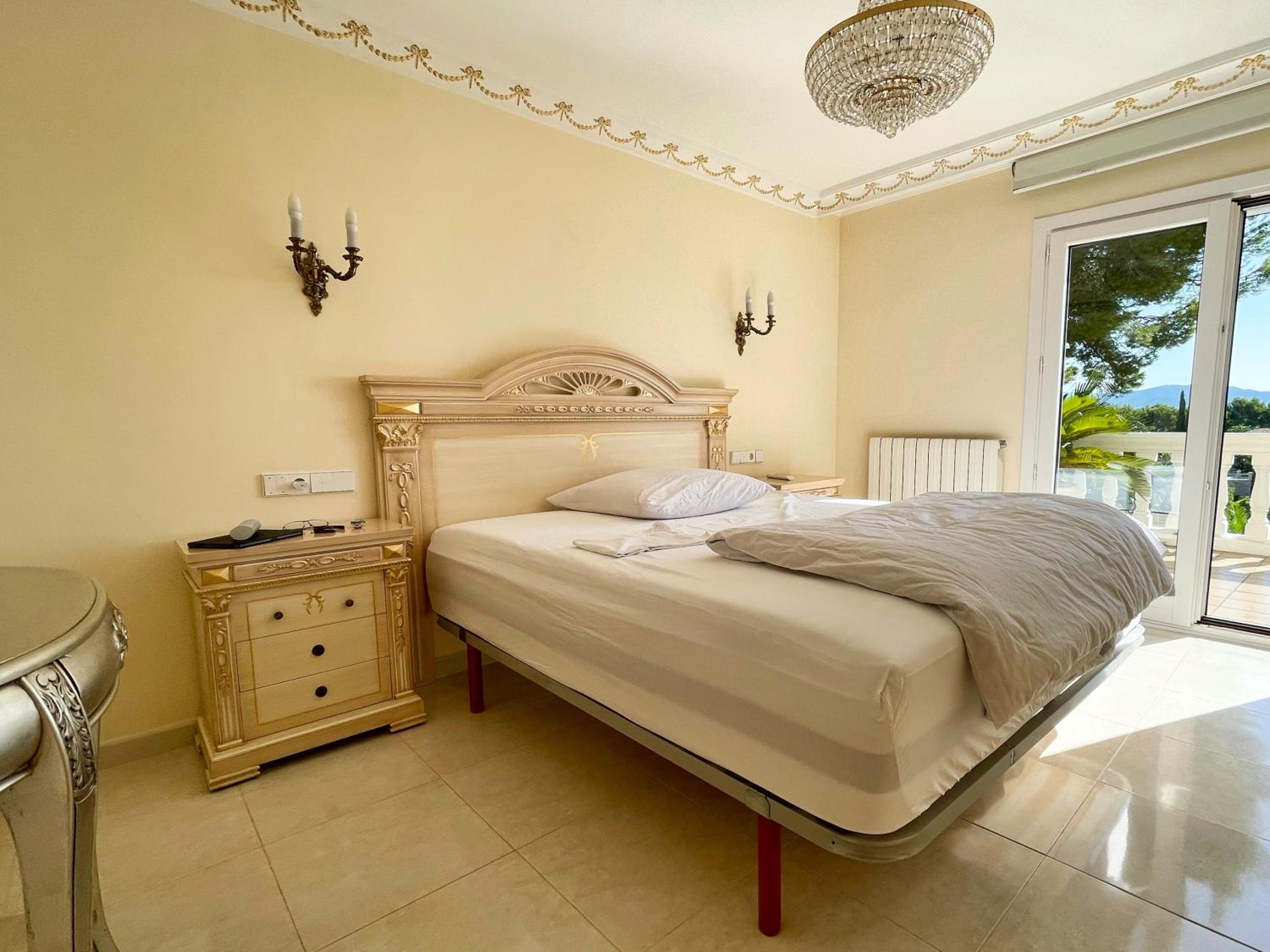 Villa de Tres Habitaciones