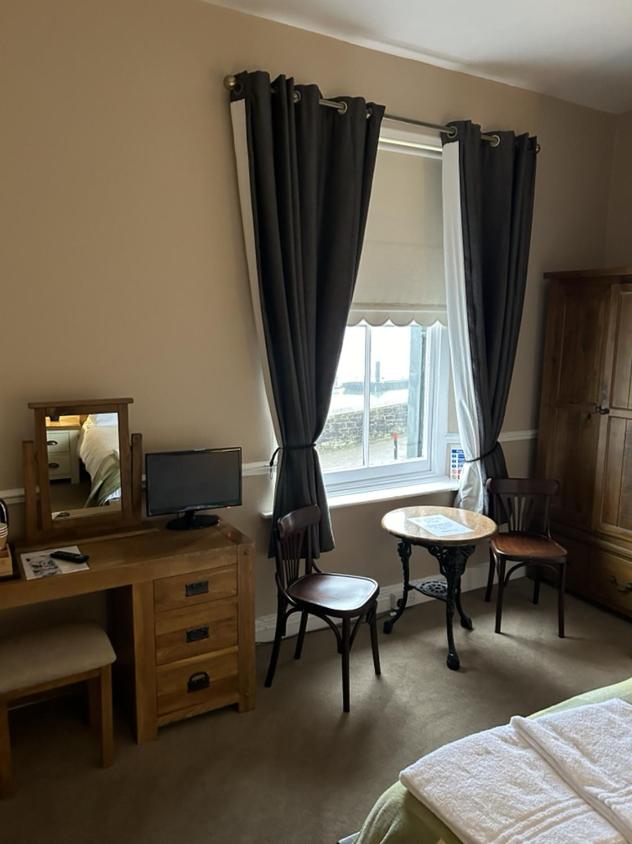 Double Room with Sea View - Photo 2