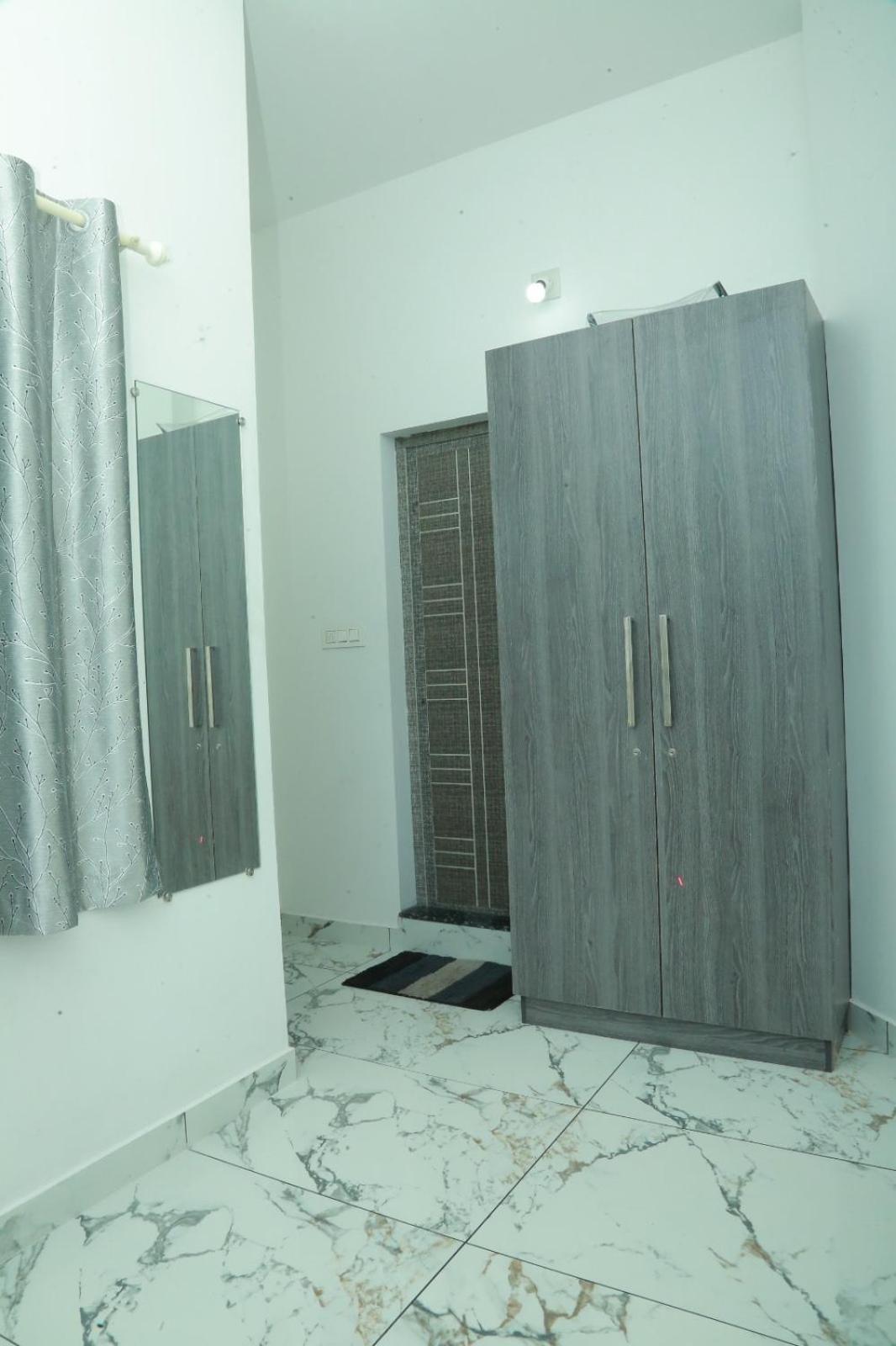 Standard Double Room with Fan photo 1