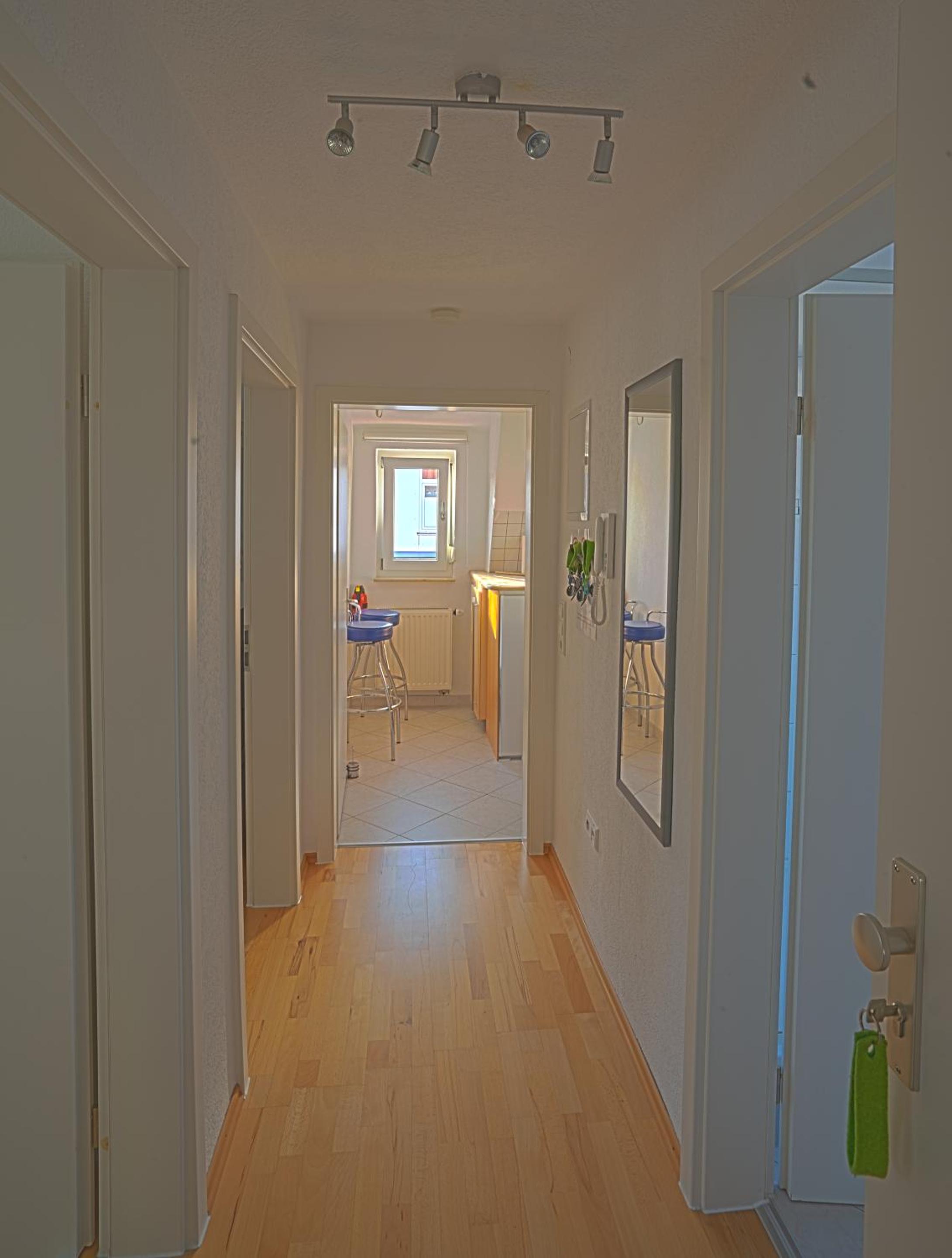 One-Bedroom Standard Apartment photo 2