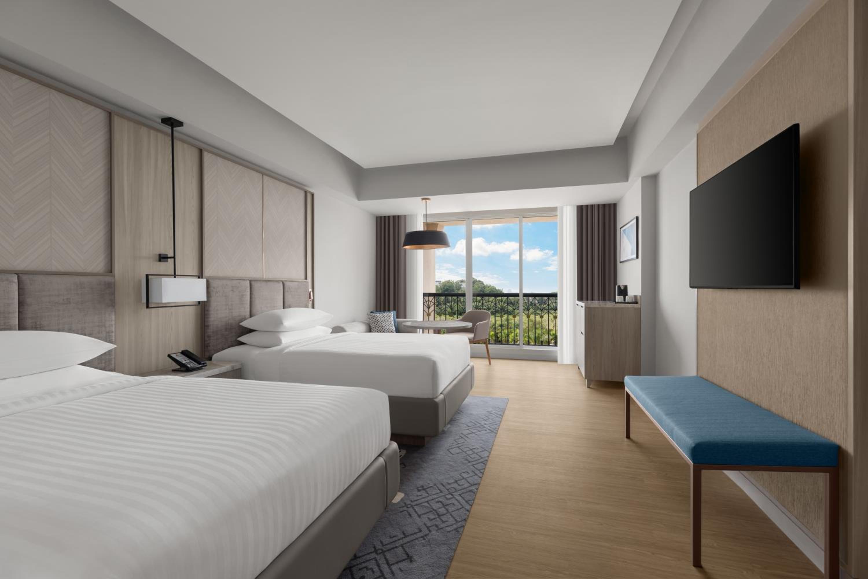 Deluxe, Guest room, Twin/Single Bed(s), Pool view - Photo 1