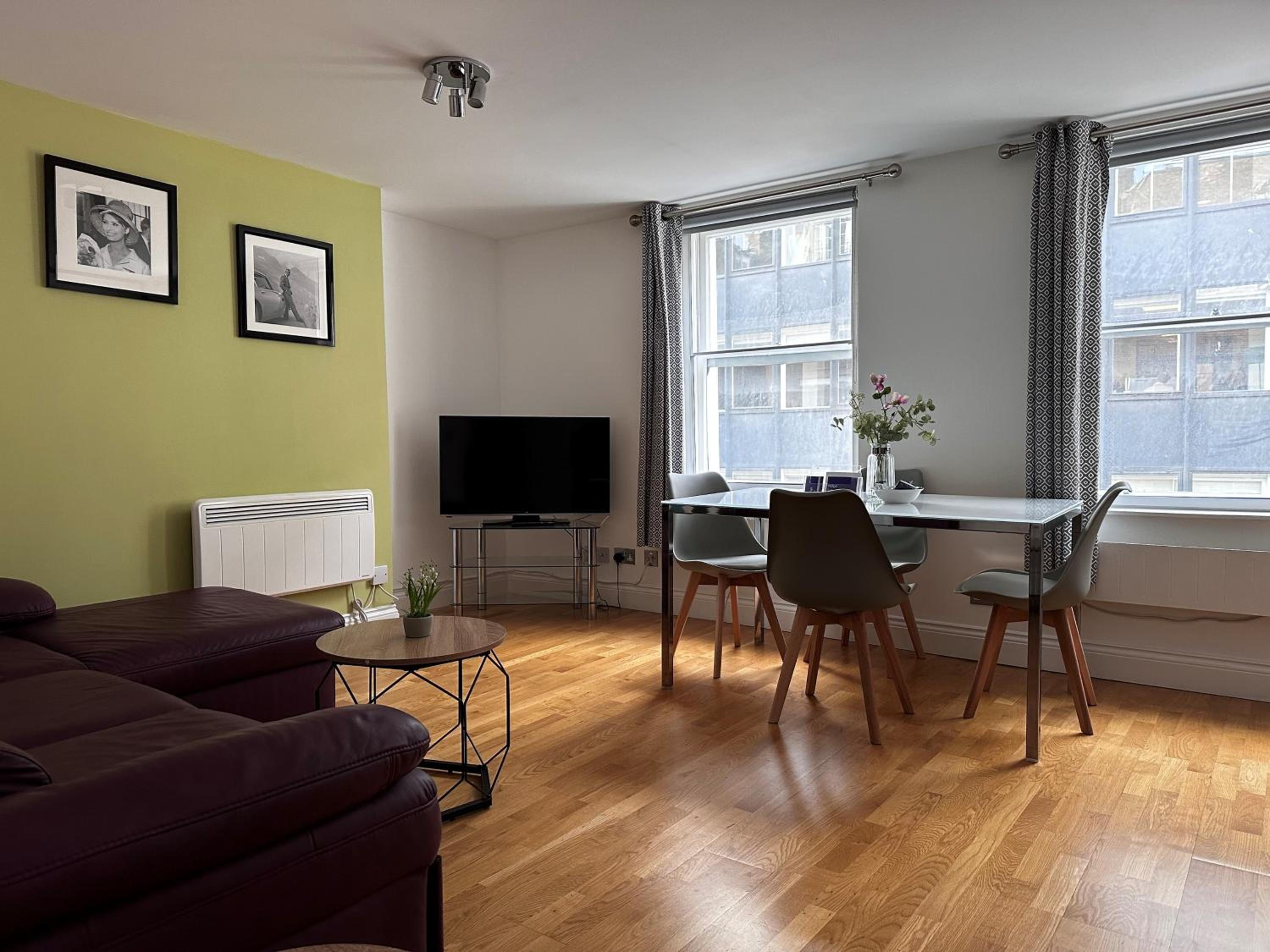 Apartment photo 1