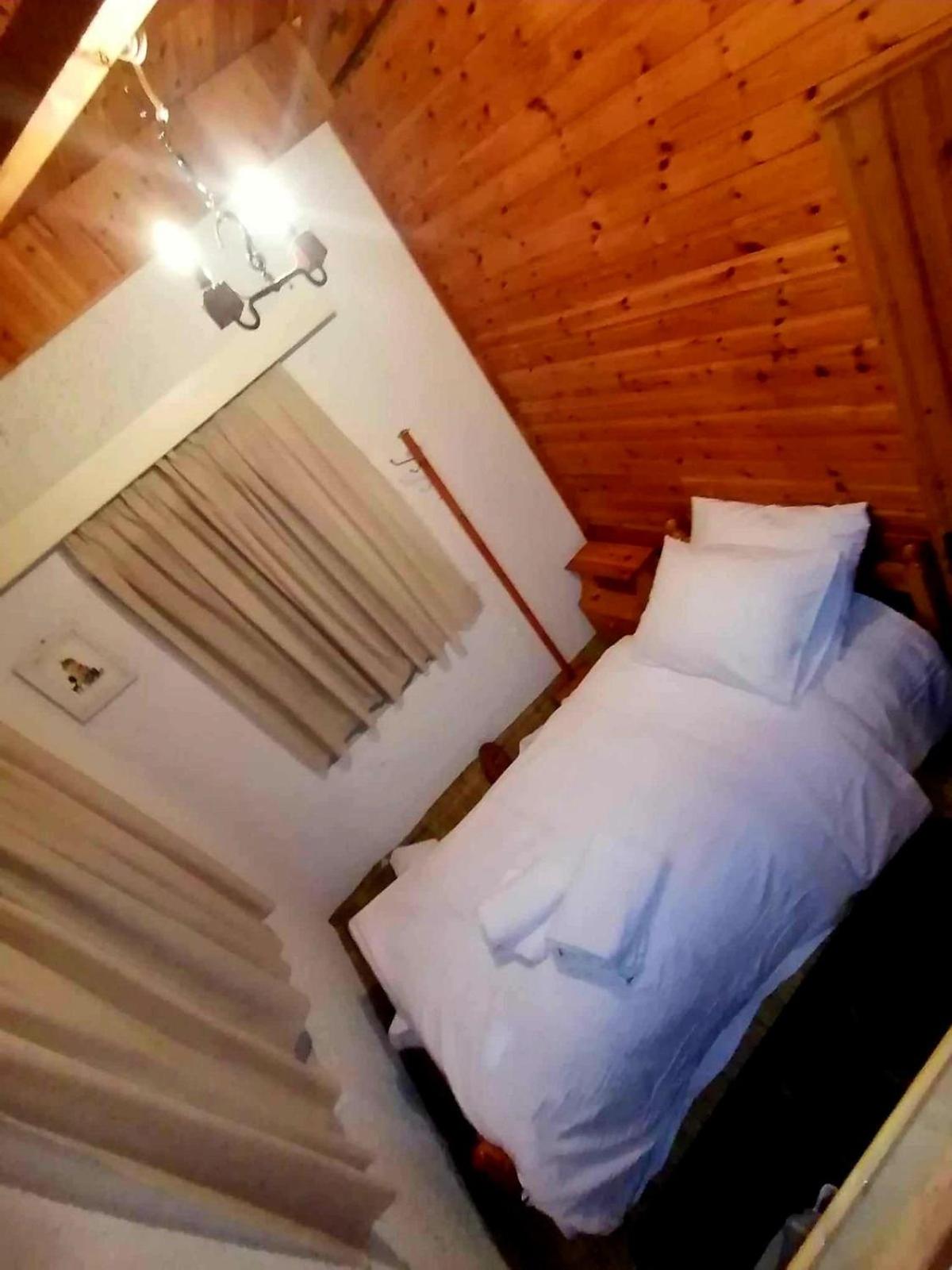 Two-Bedroom House photo 2