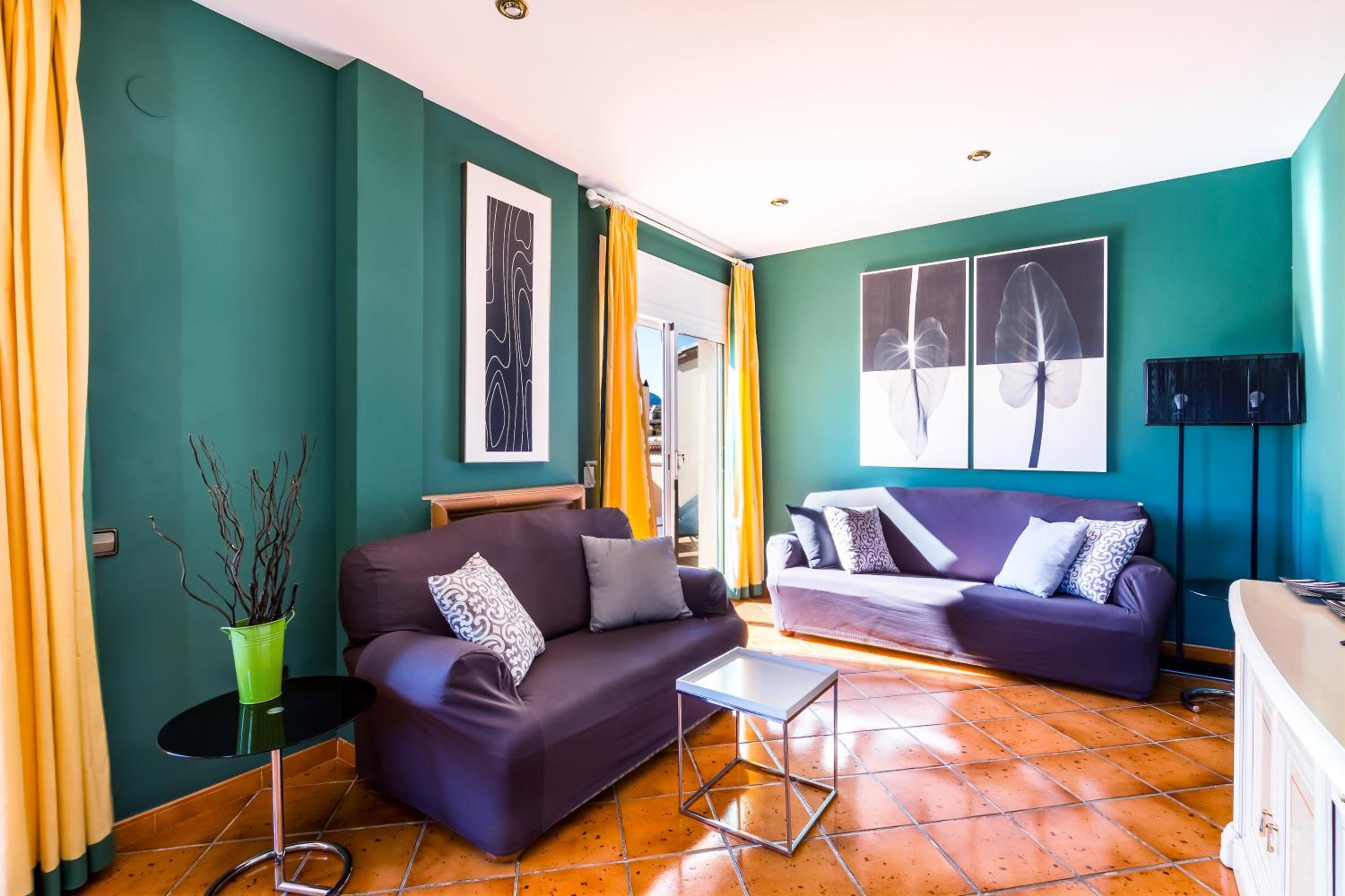 Two-Bedroom House photo 2