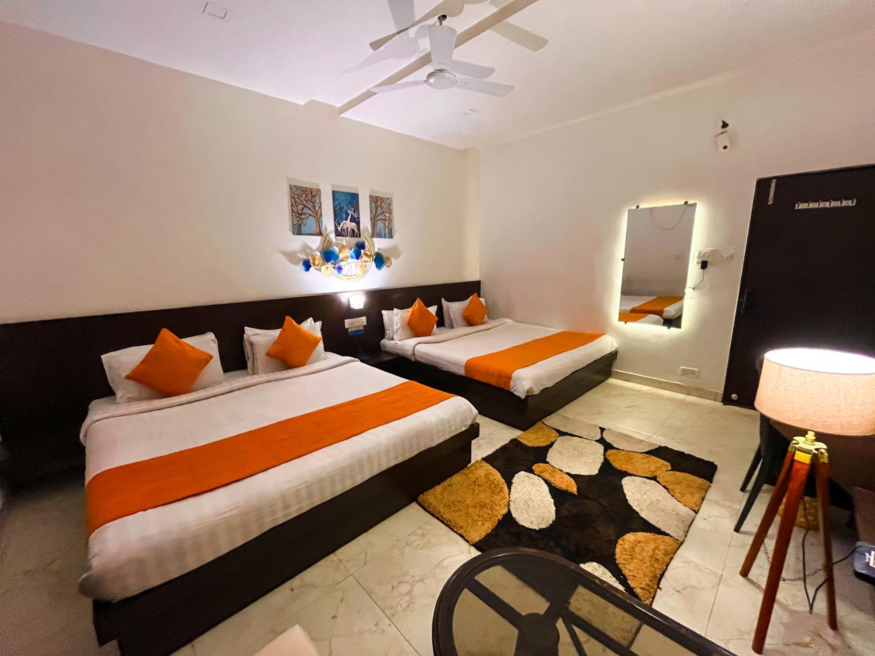 Superior Quadruple Room - Photo 26