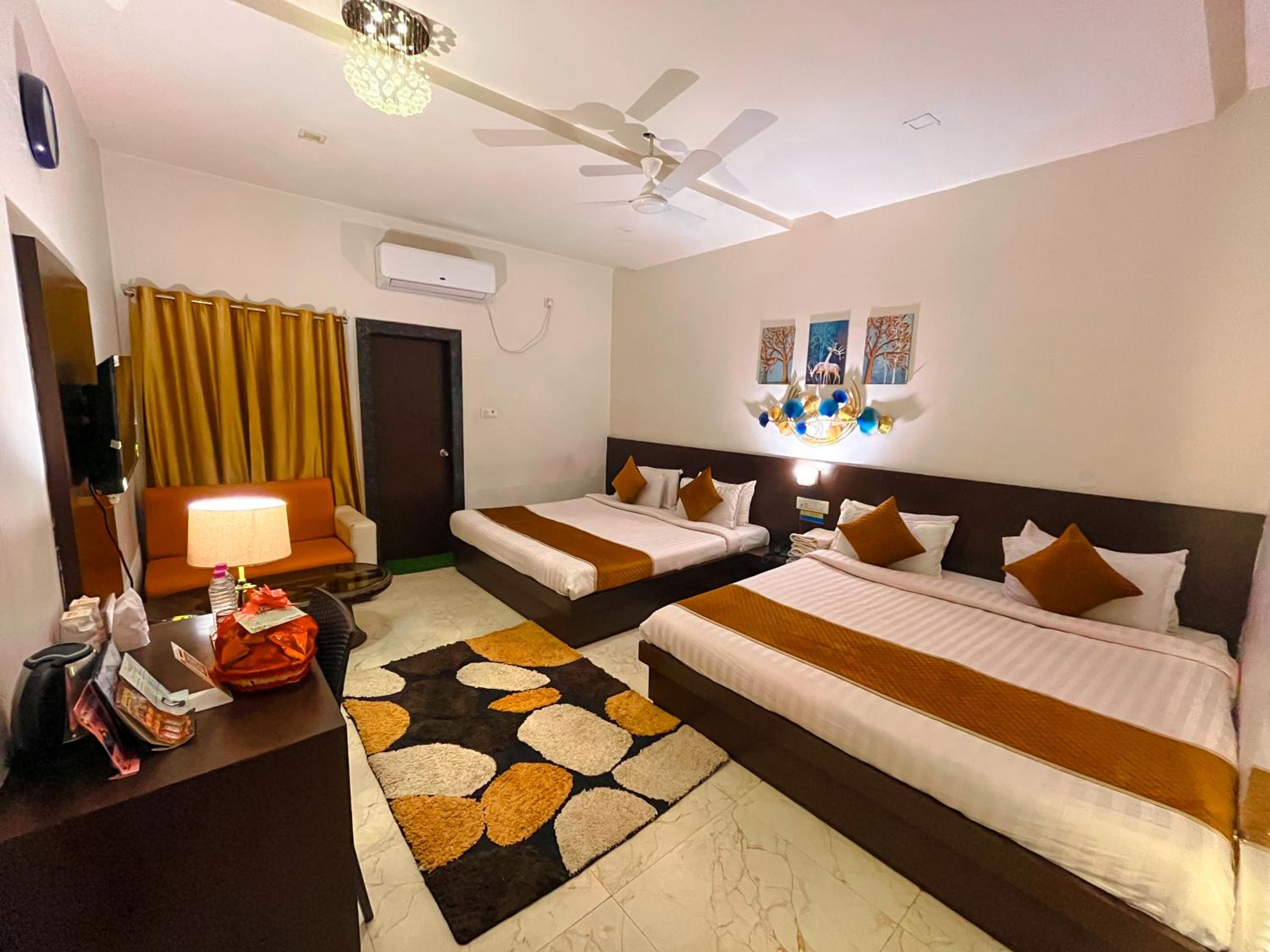 Superior Quadruple Room - Photo 25