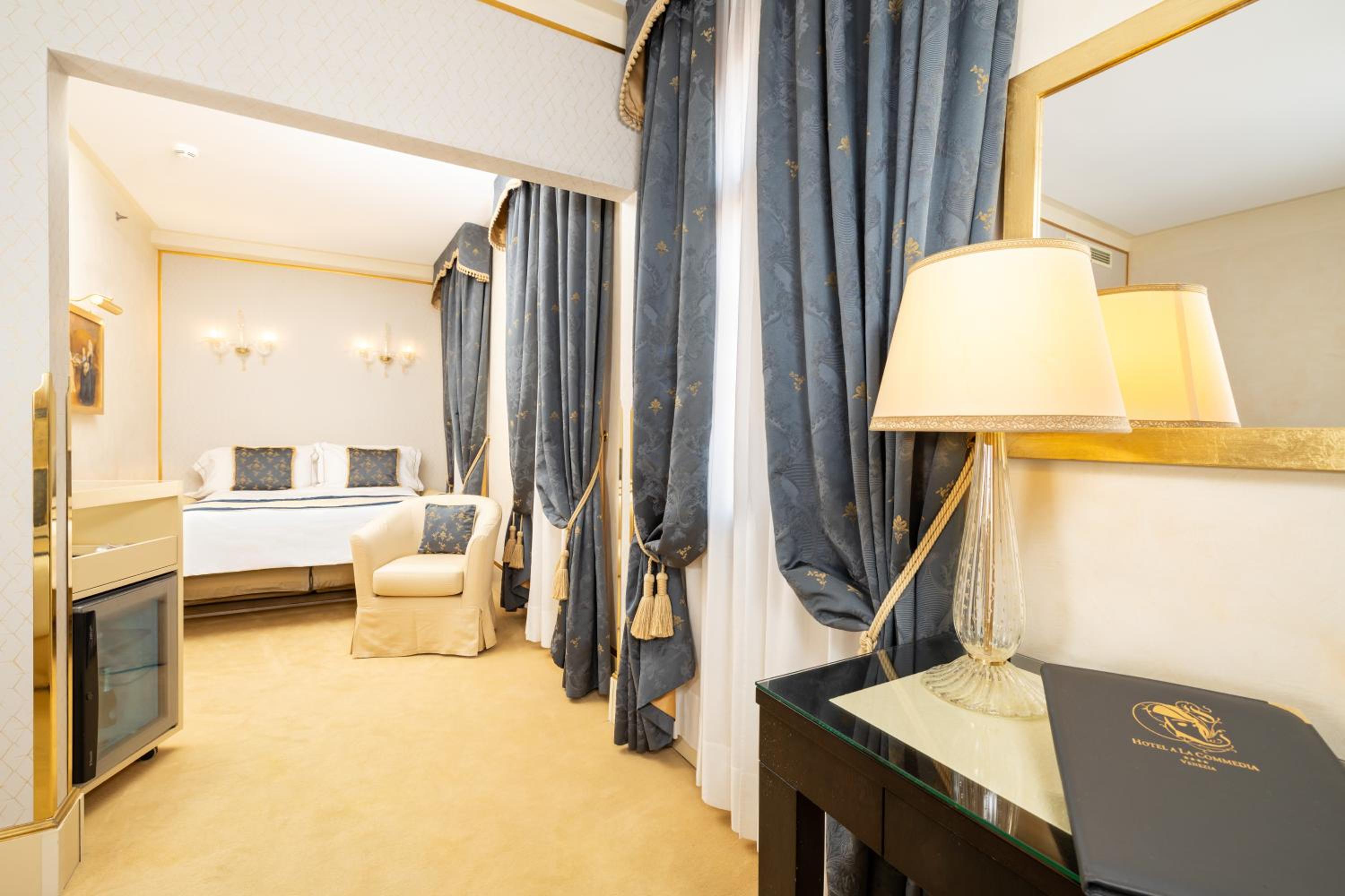 Deluxe Suite thumbnail 6