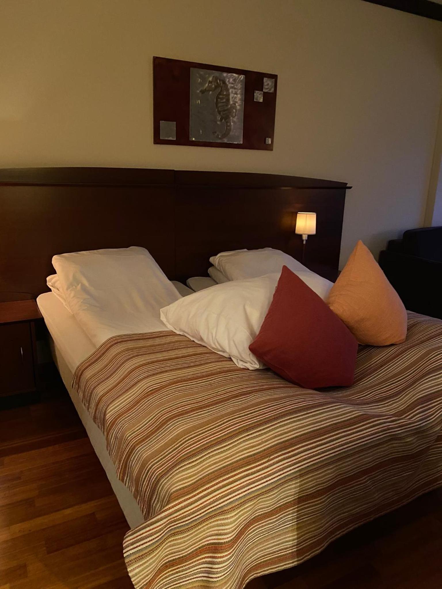 Double or Twin Room - Photo 4