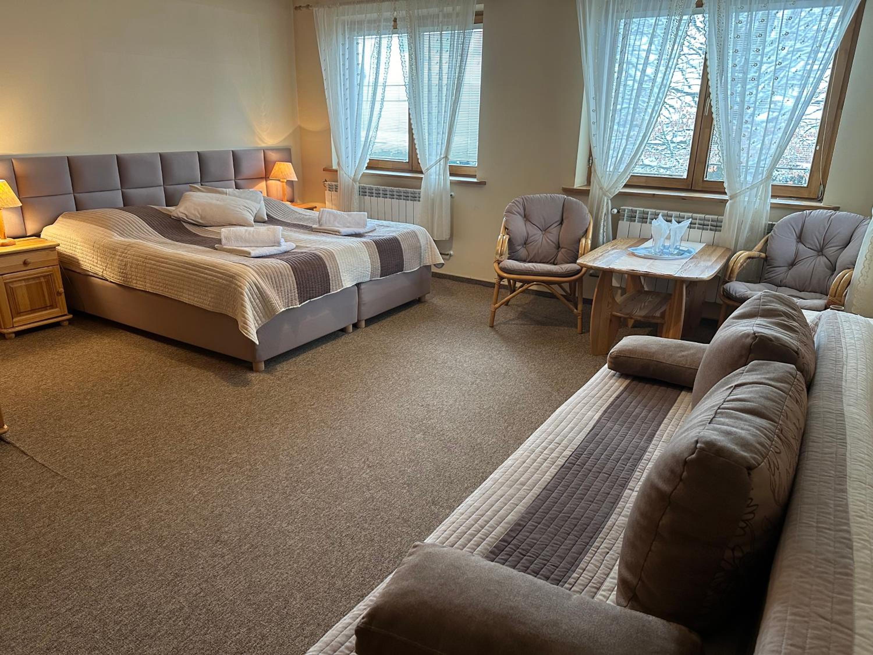Quadruple Room - Photo 2