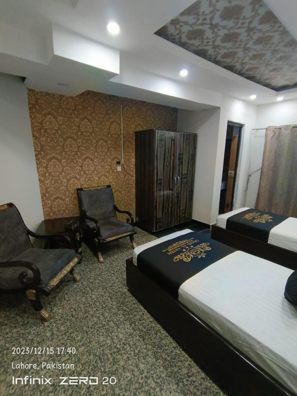 Deluxe Twin Room