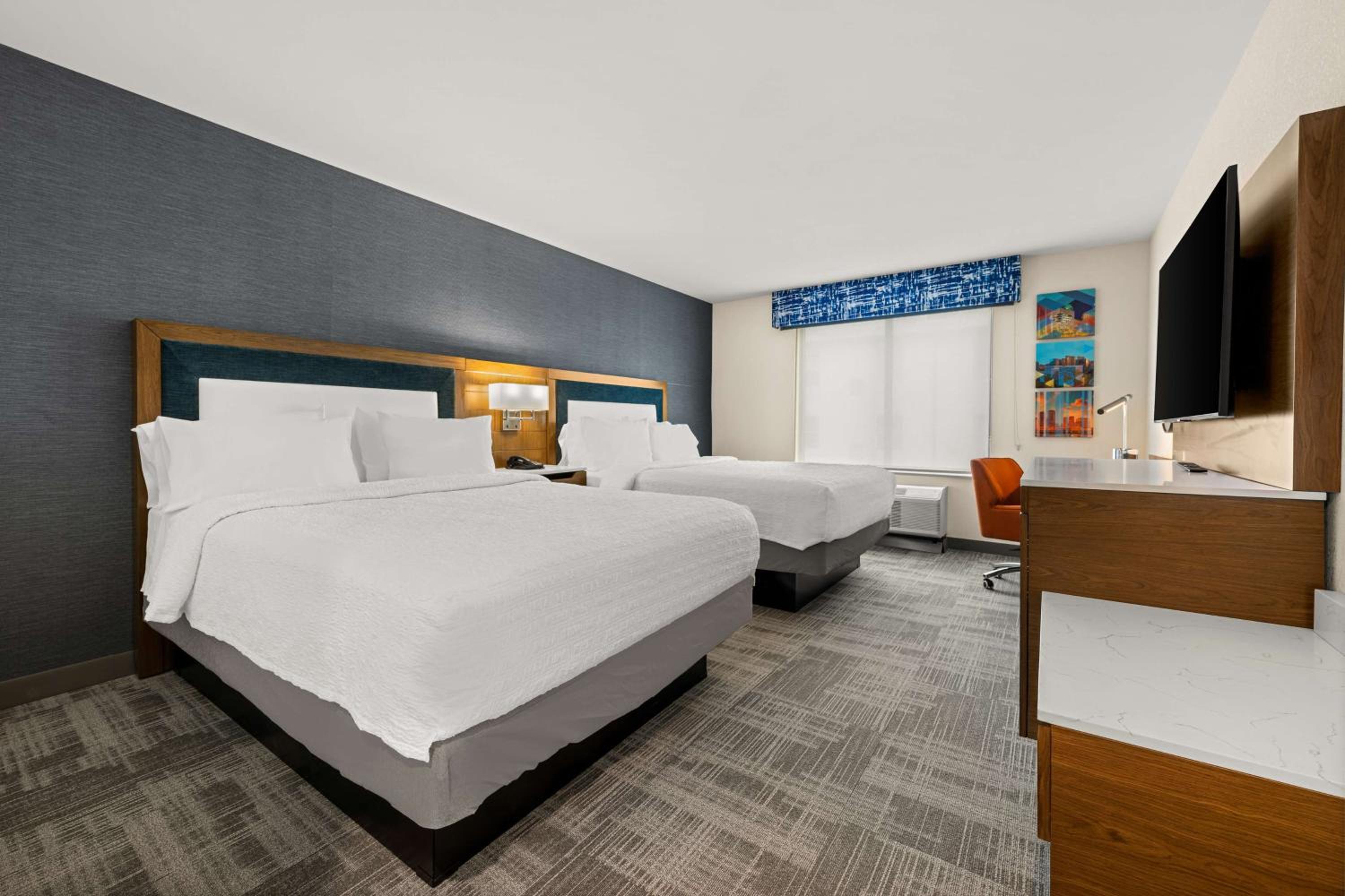 Queen Room with Two Queen Beds - Hearing Access - Photo 2