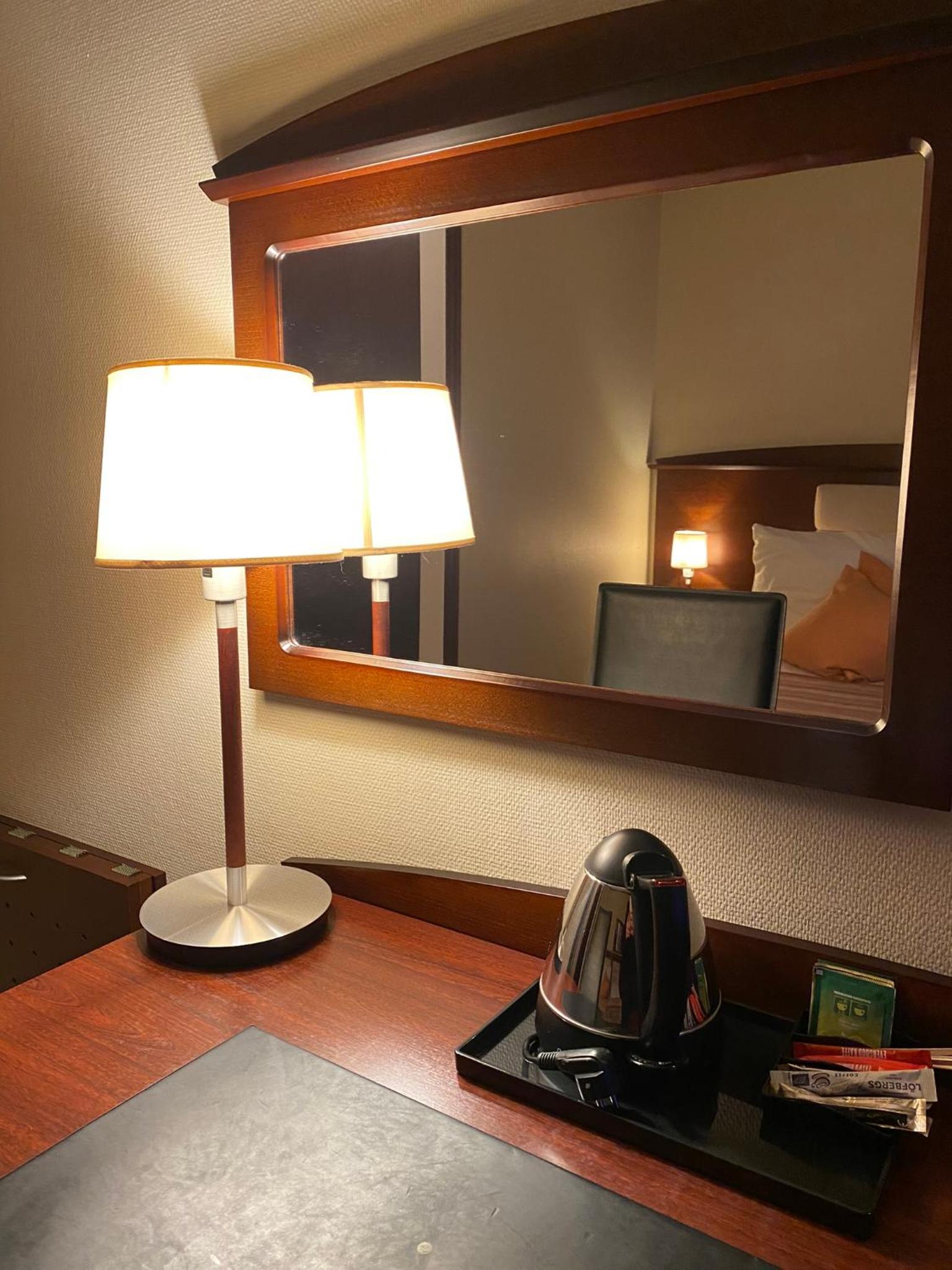 Double or Twin Room - Photo 5