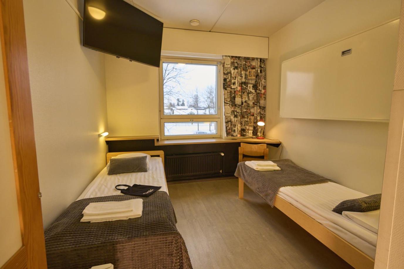 Twin Room - Photo 1