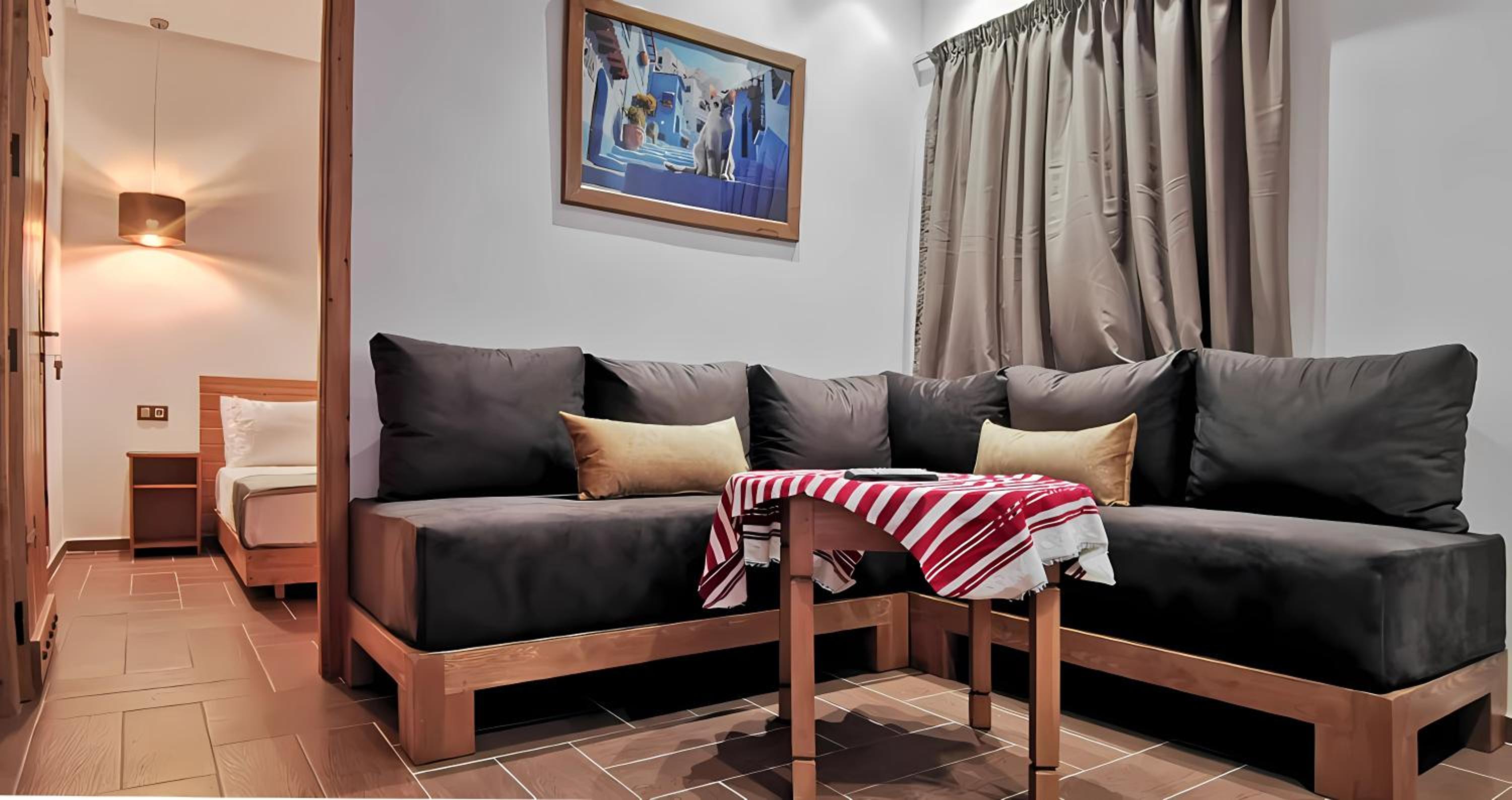 Apartment photo 2
