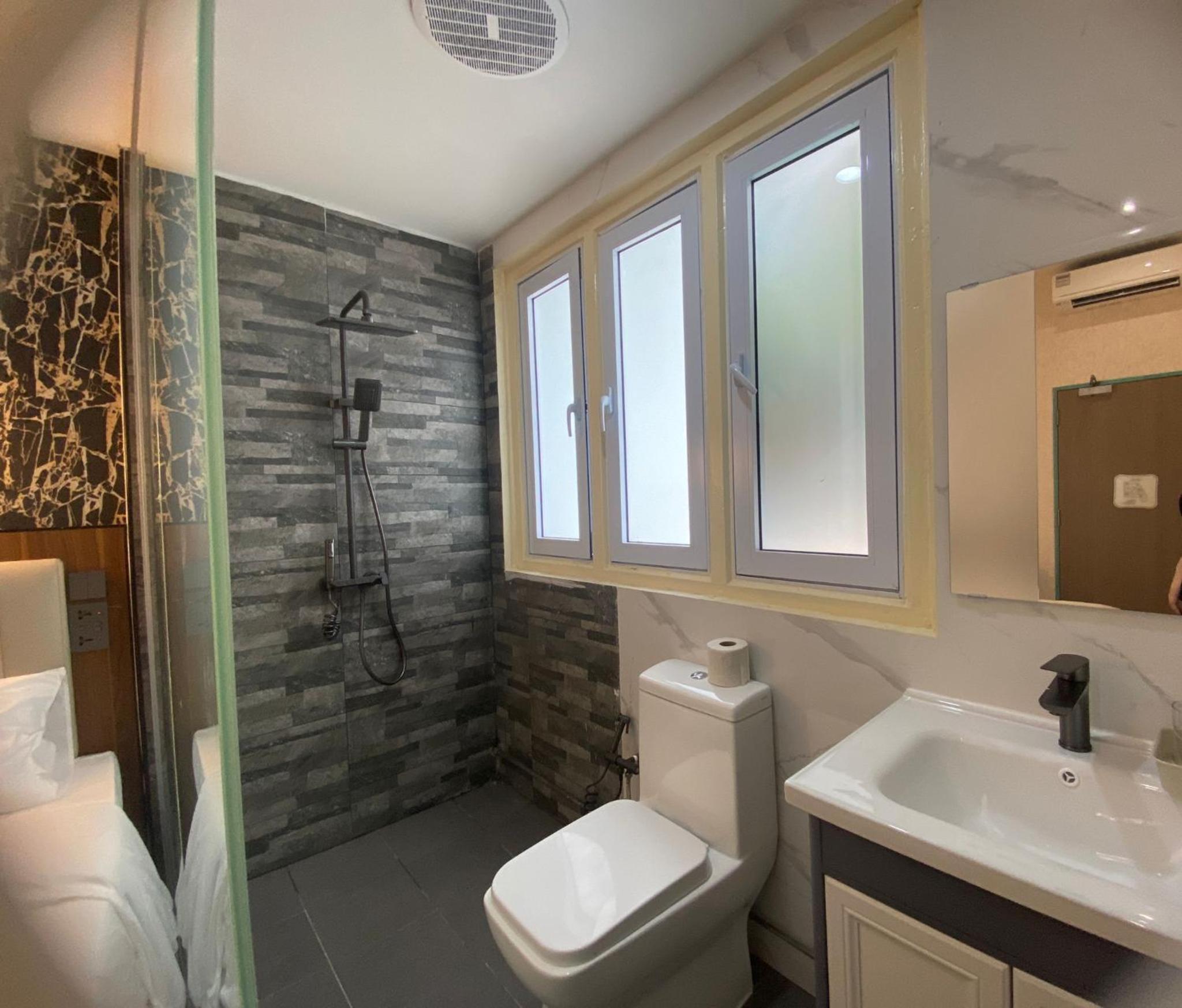 Deluxe Double or Twin Room photo 3