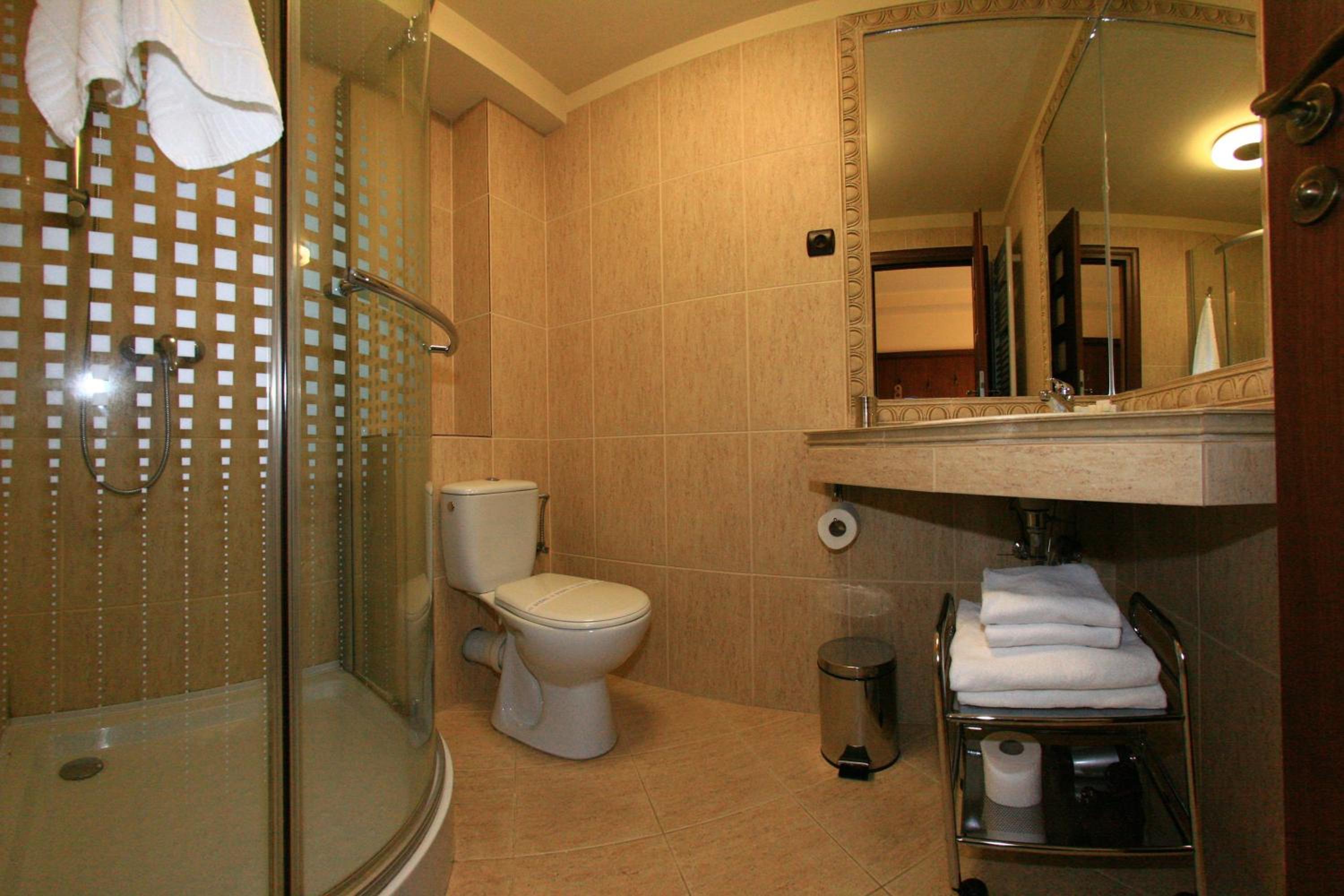 Double Room - Photo 4