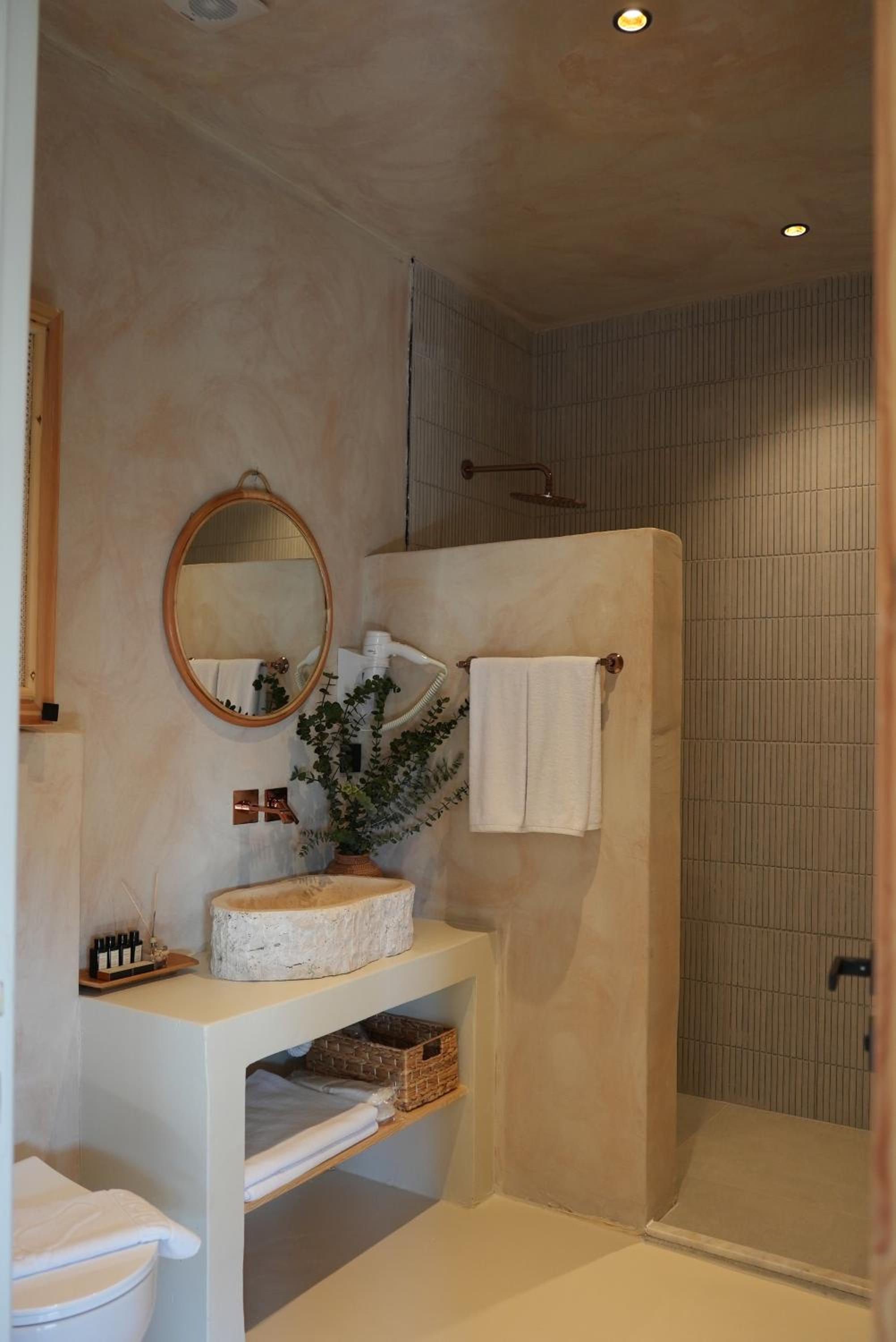 King Suite with Sea View photo 3