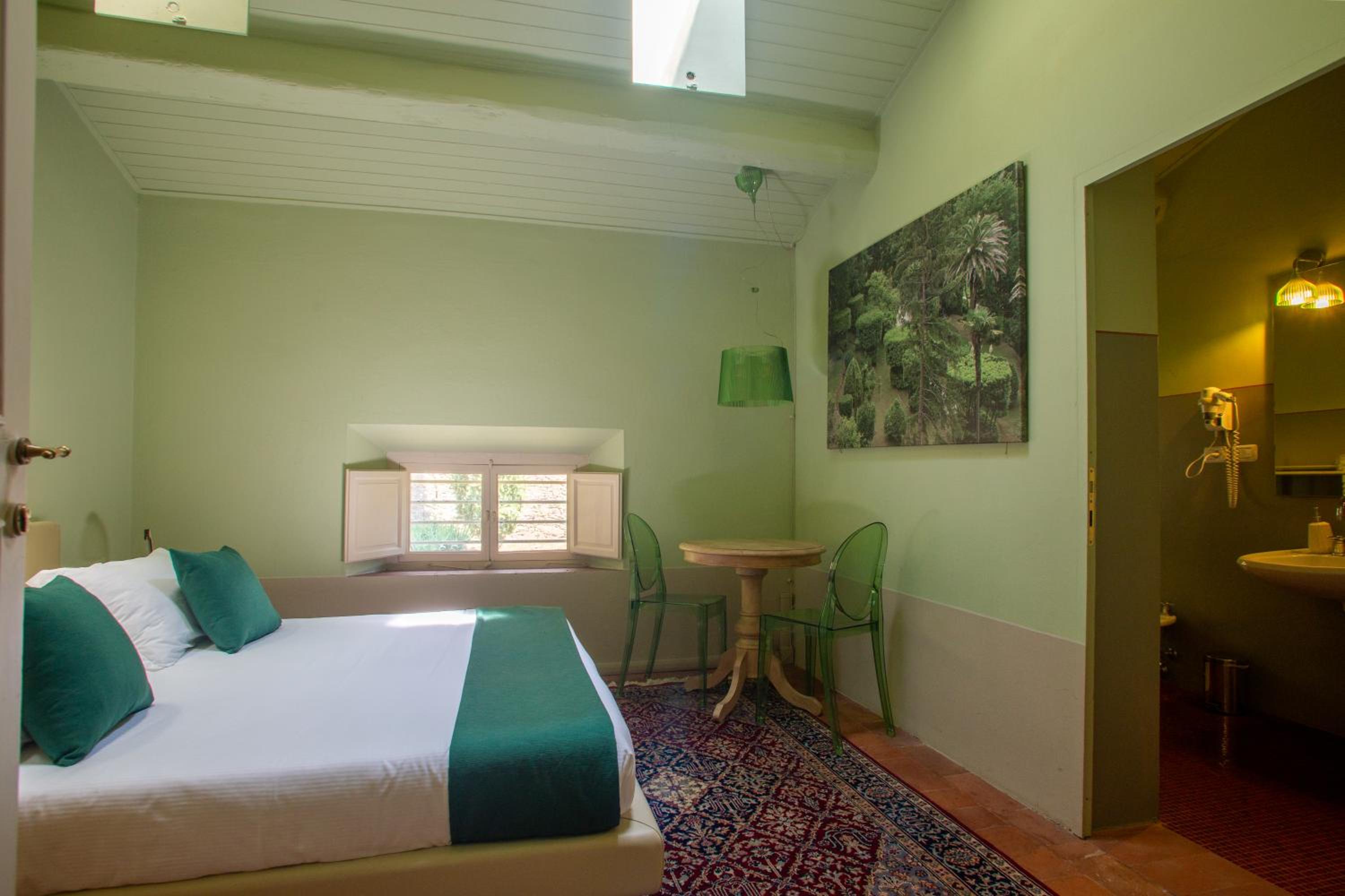 Double Room - Photo 4