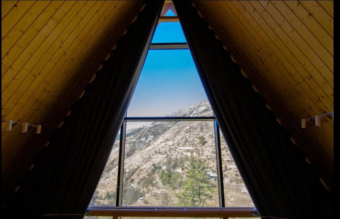 Suite with Lake View photo 2