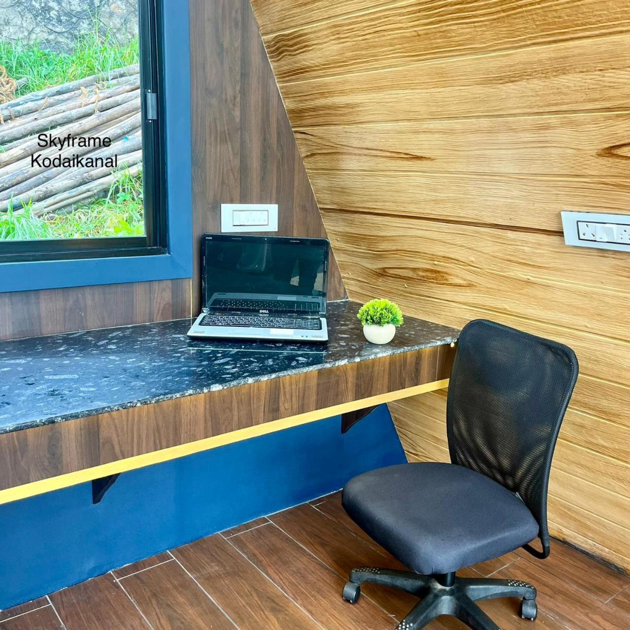 Suite with Lake View photo 3