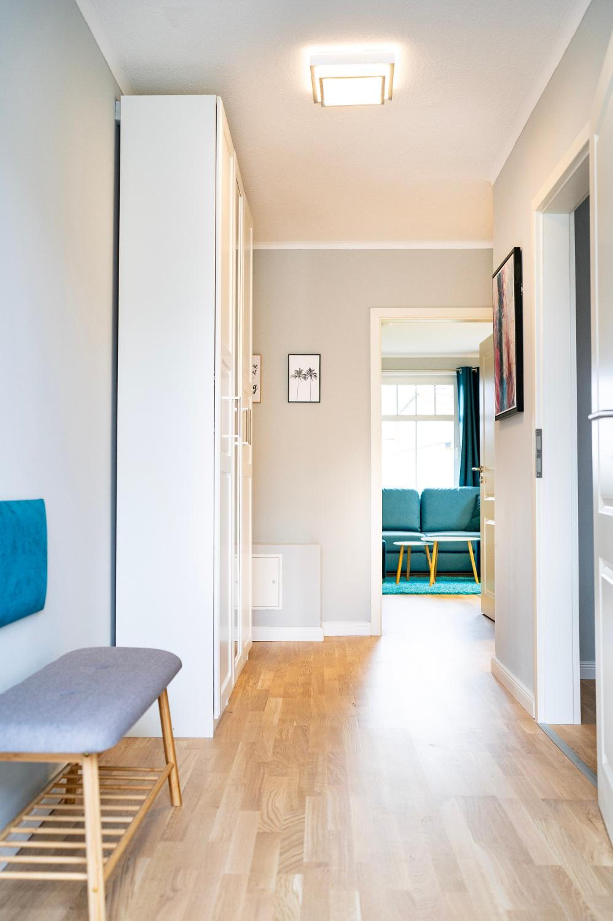 One-Bedroom Apartment - Photo 8