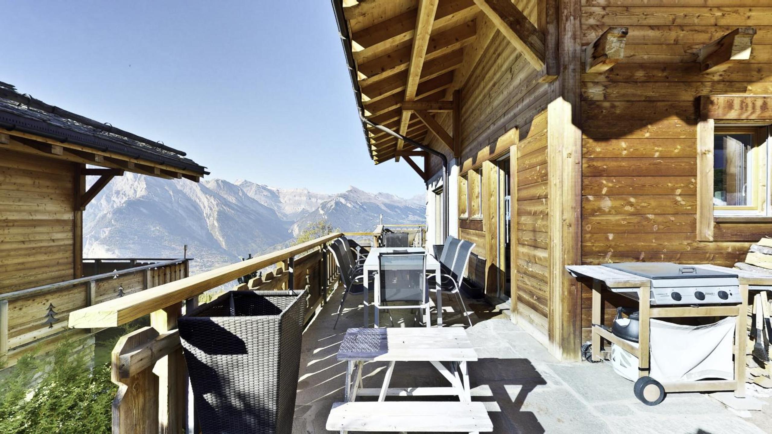 Chalet photo 2