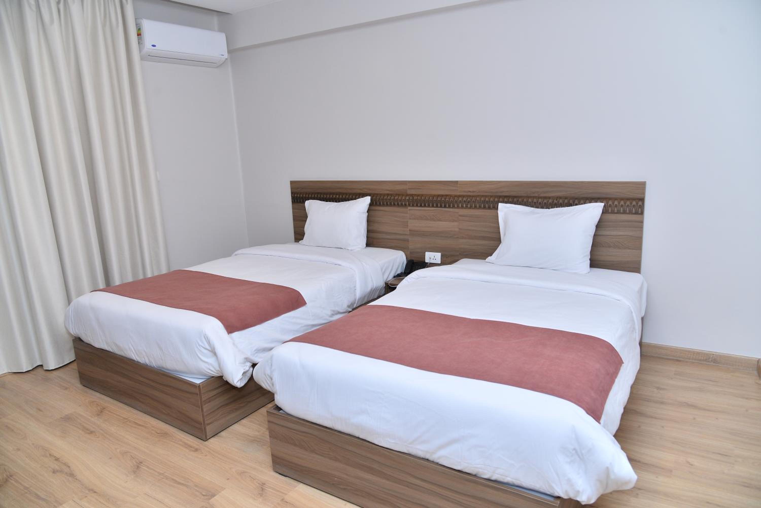Deluxe Quadruple Room