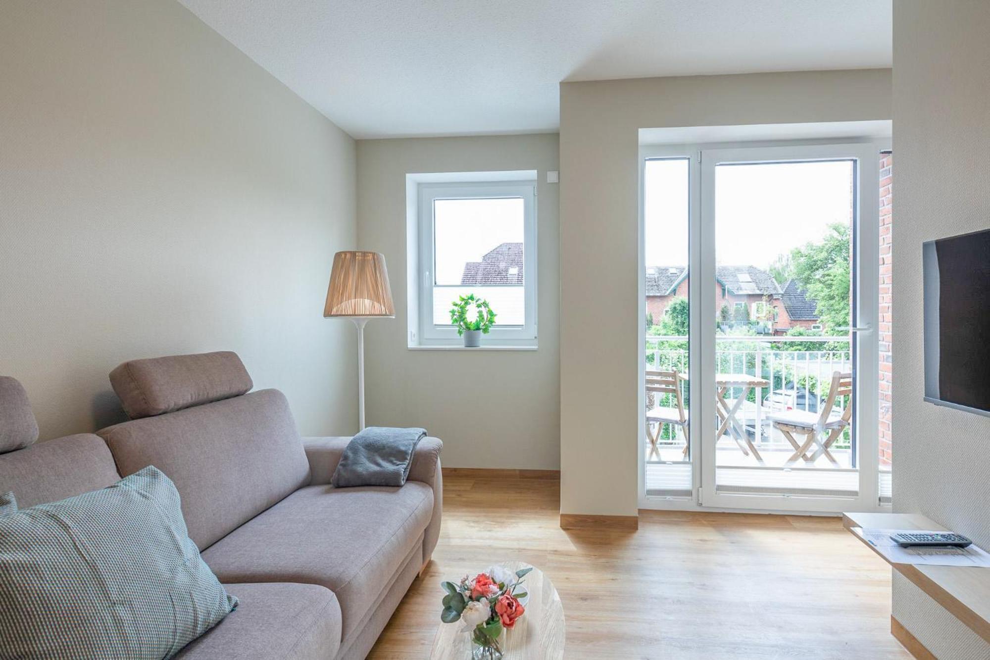 Apartment with Balcony photo 1