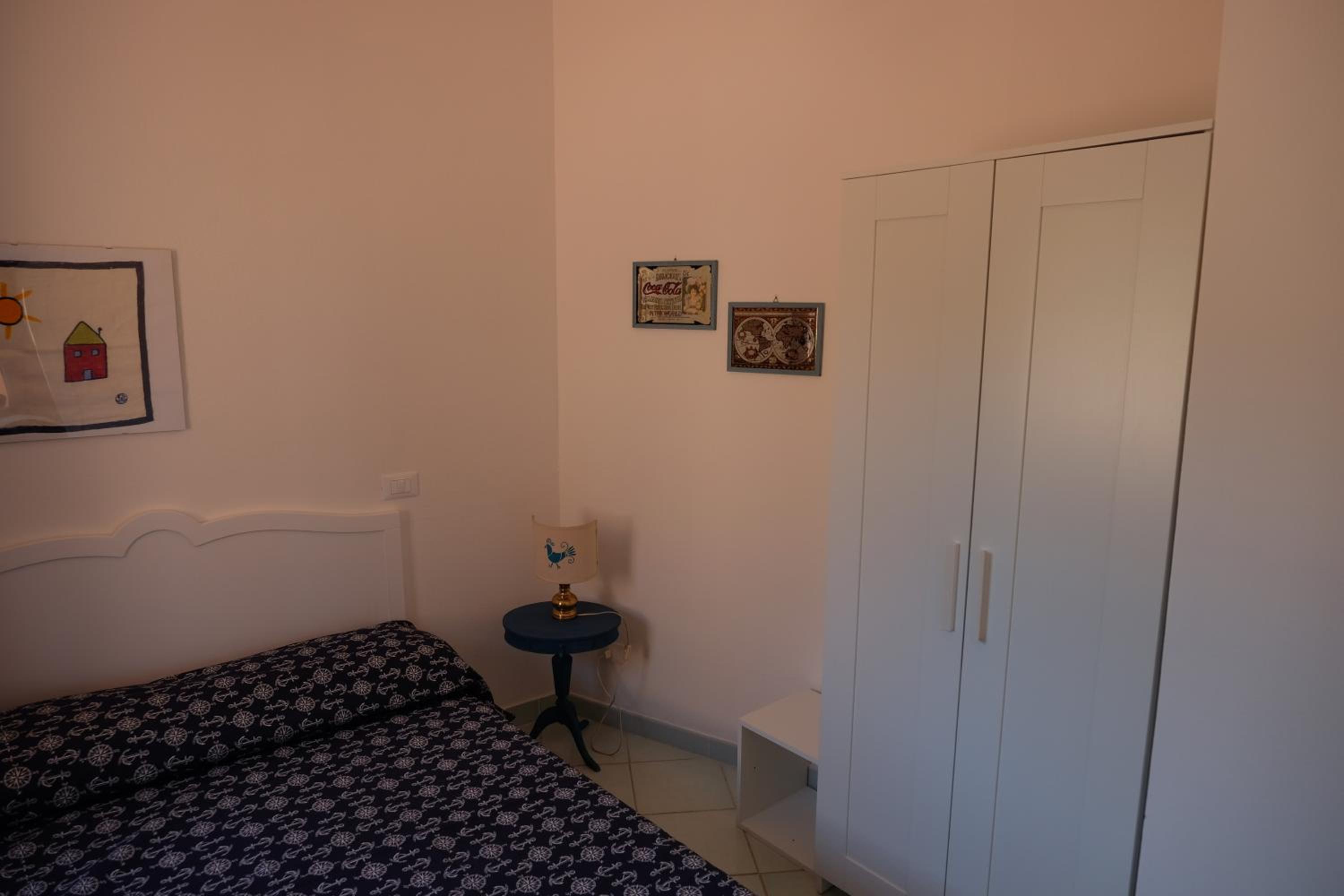 One-Bedroom House photo 1