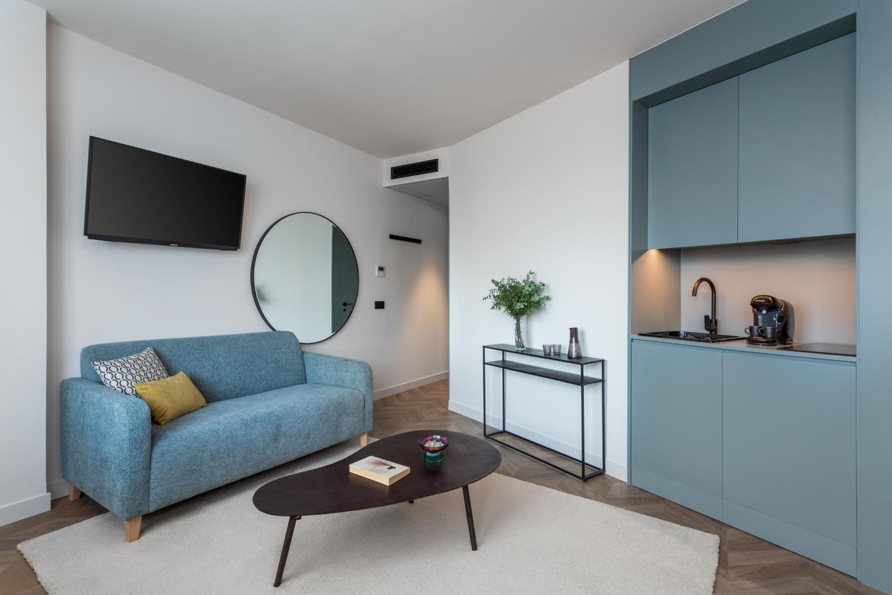 Superior Deluxe Double or Twin Room photo 2