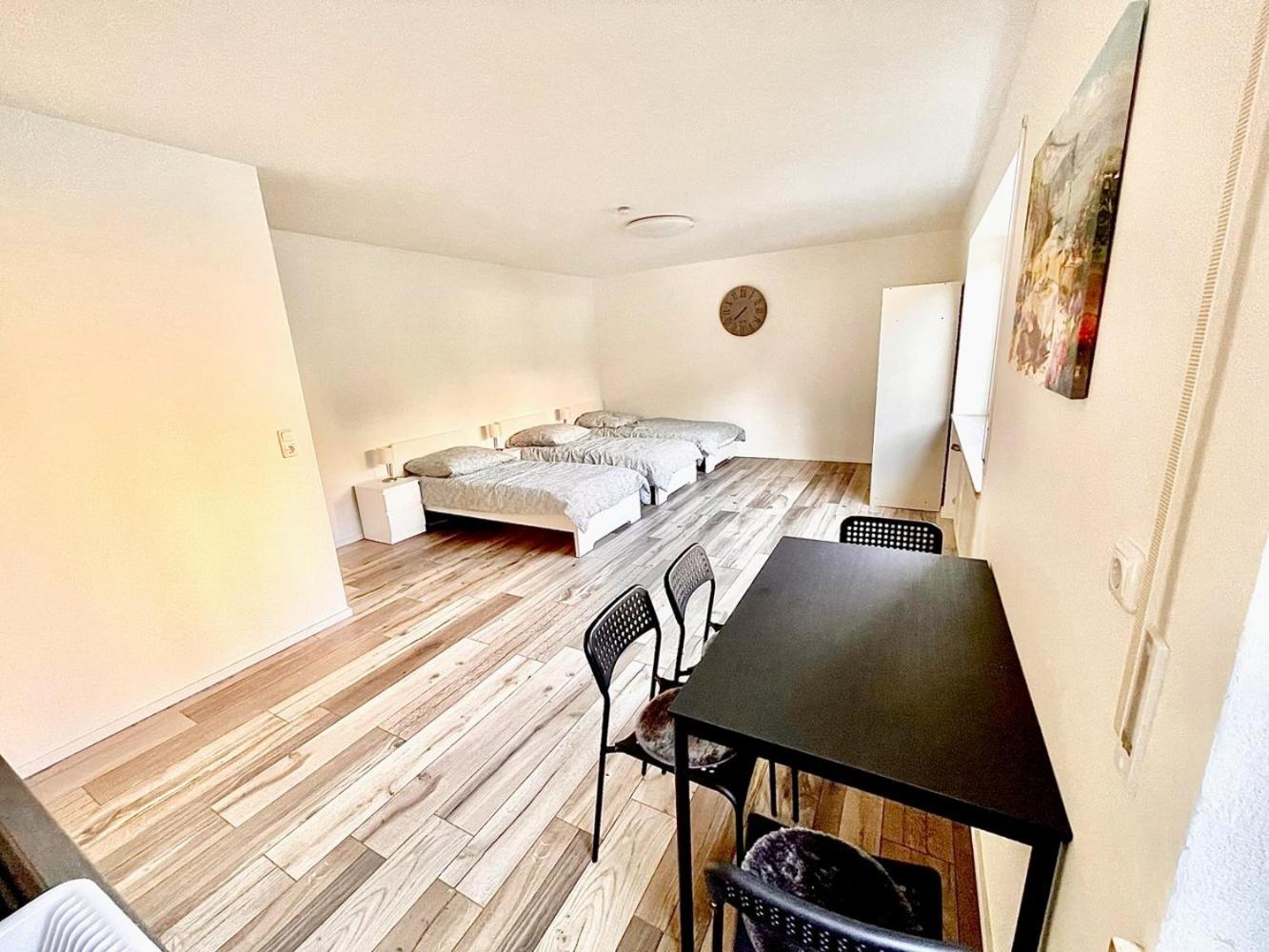 One-Bedroom Apartment photo 3