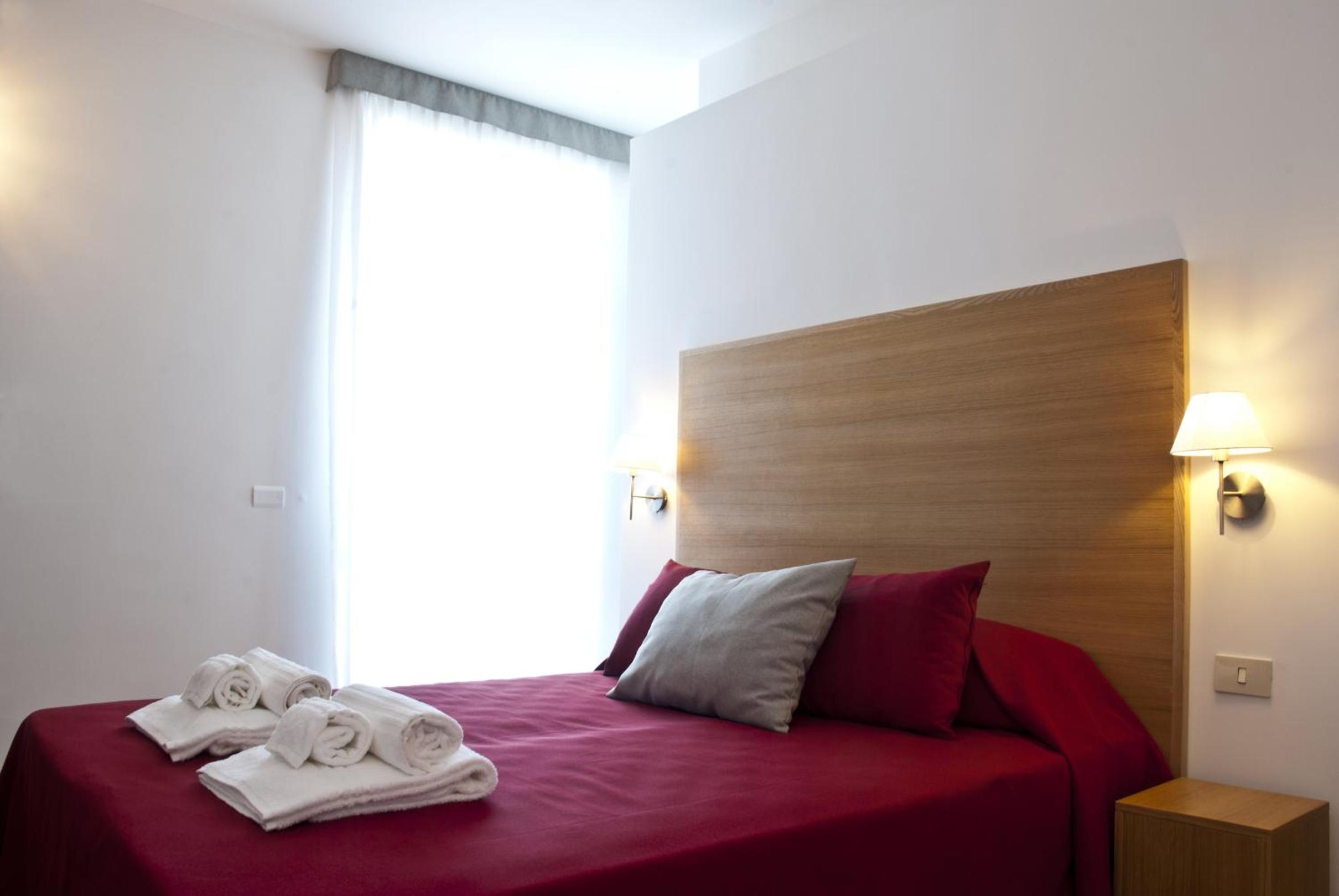 Deluxe Double or Twin Room with Sea View photo 1