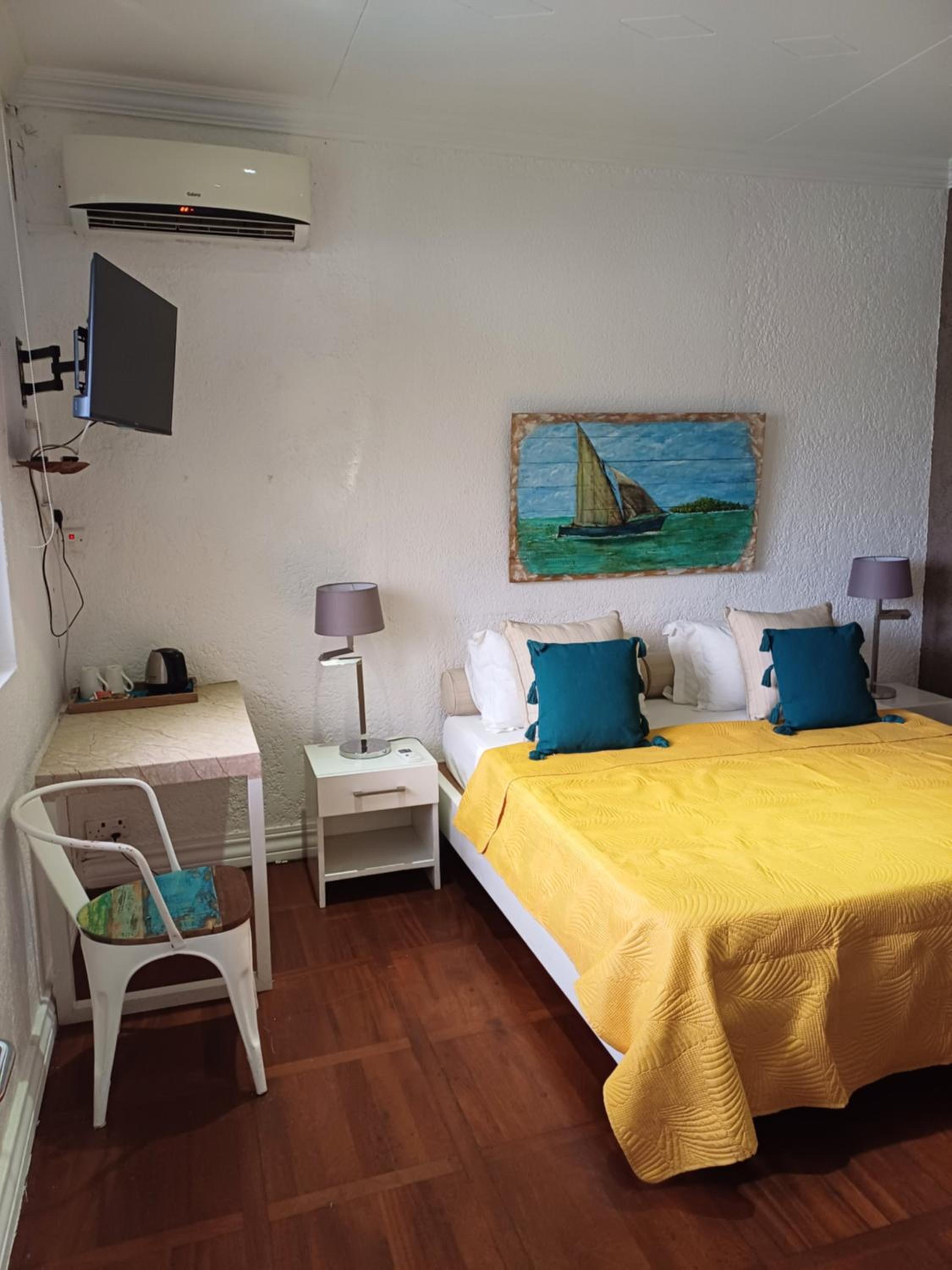 Deluxe Double Room with Shower photo 1