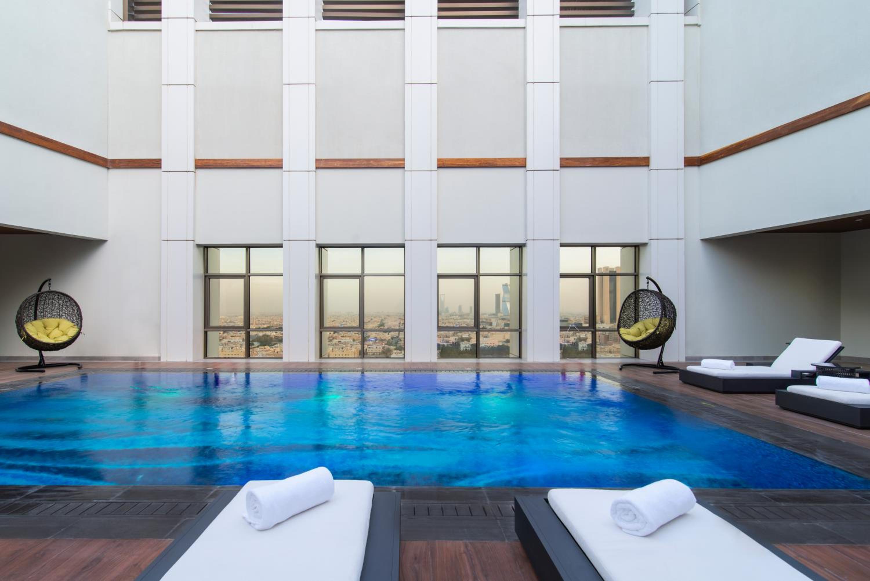 Royal Penthouse Suite - Photo 9