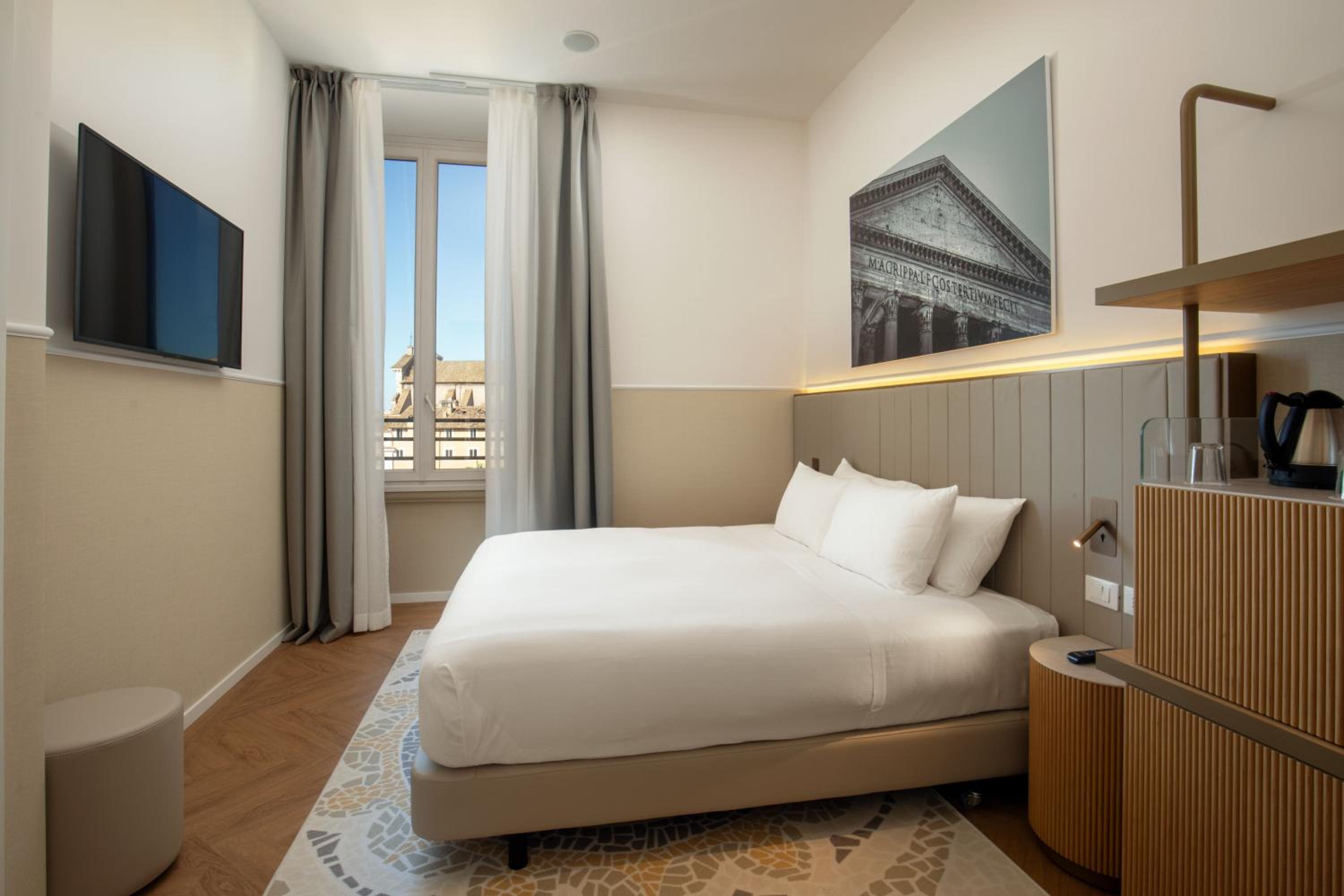 Premium King Room with View