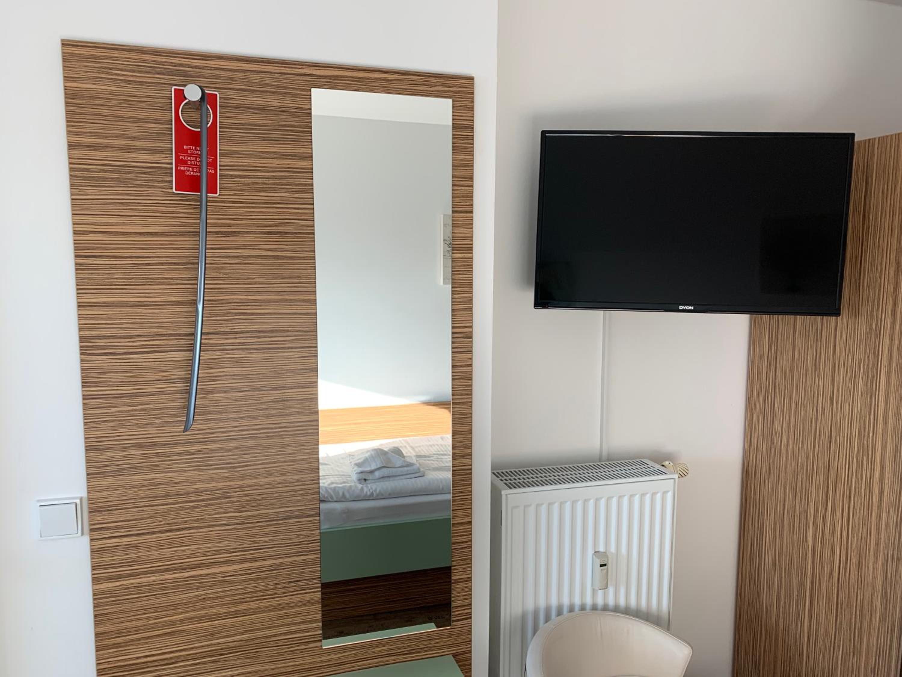 Double Or Twin Room With Shared Bathroom photo 2