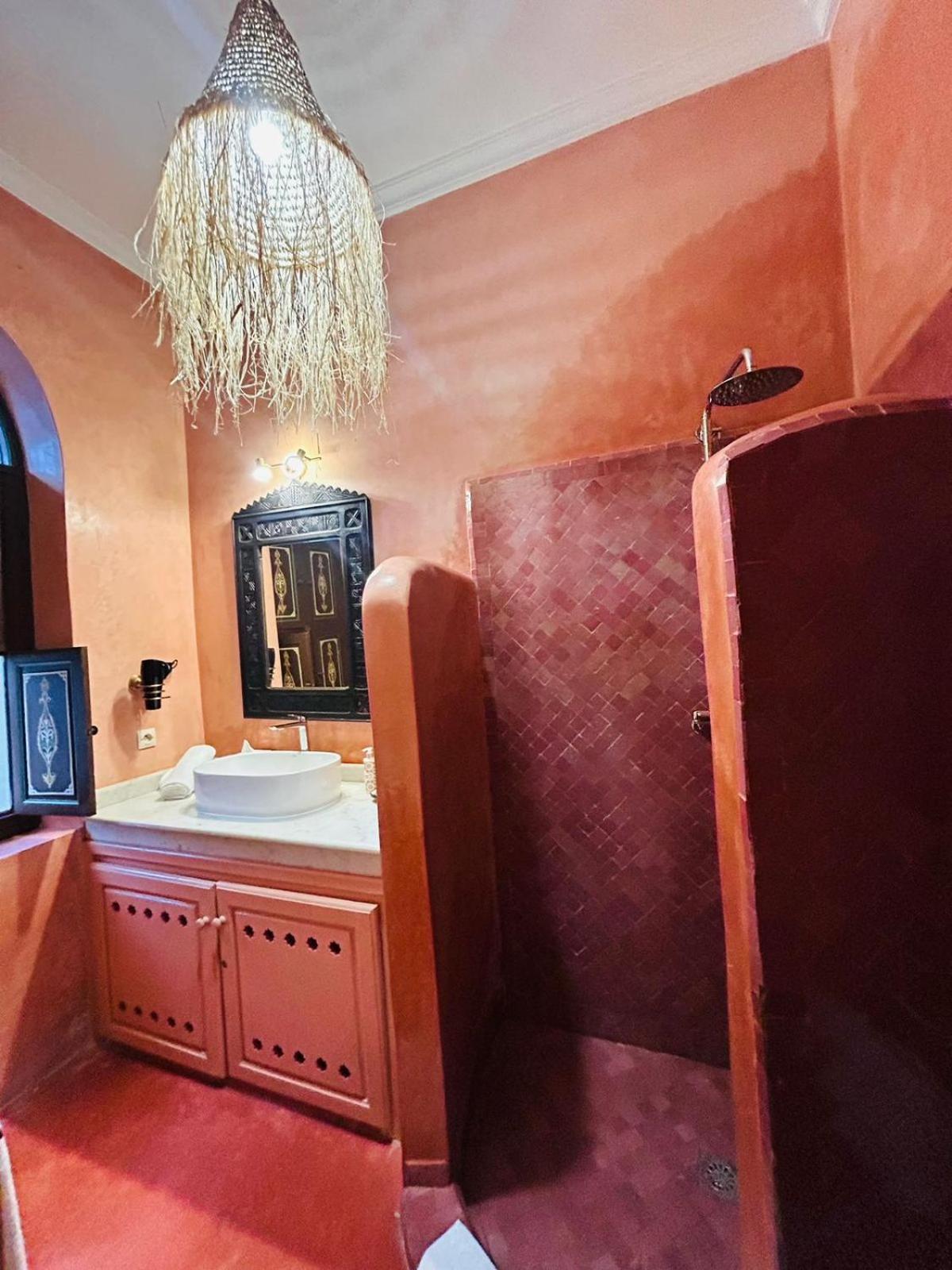 Superior Double Room - Photo 11