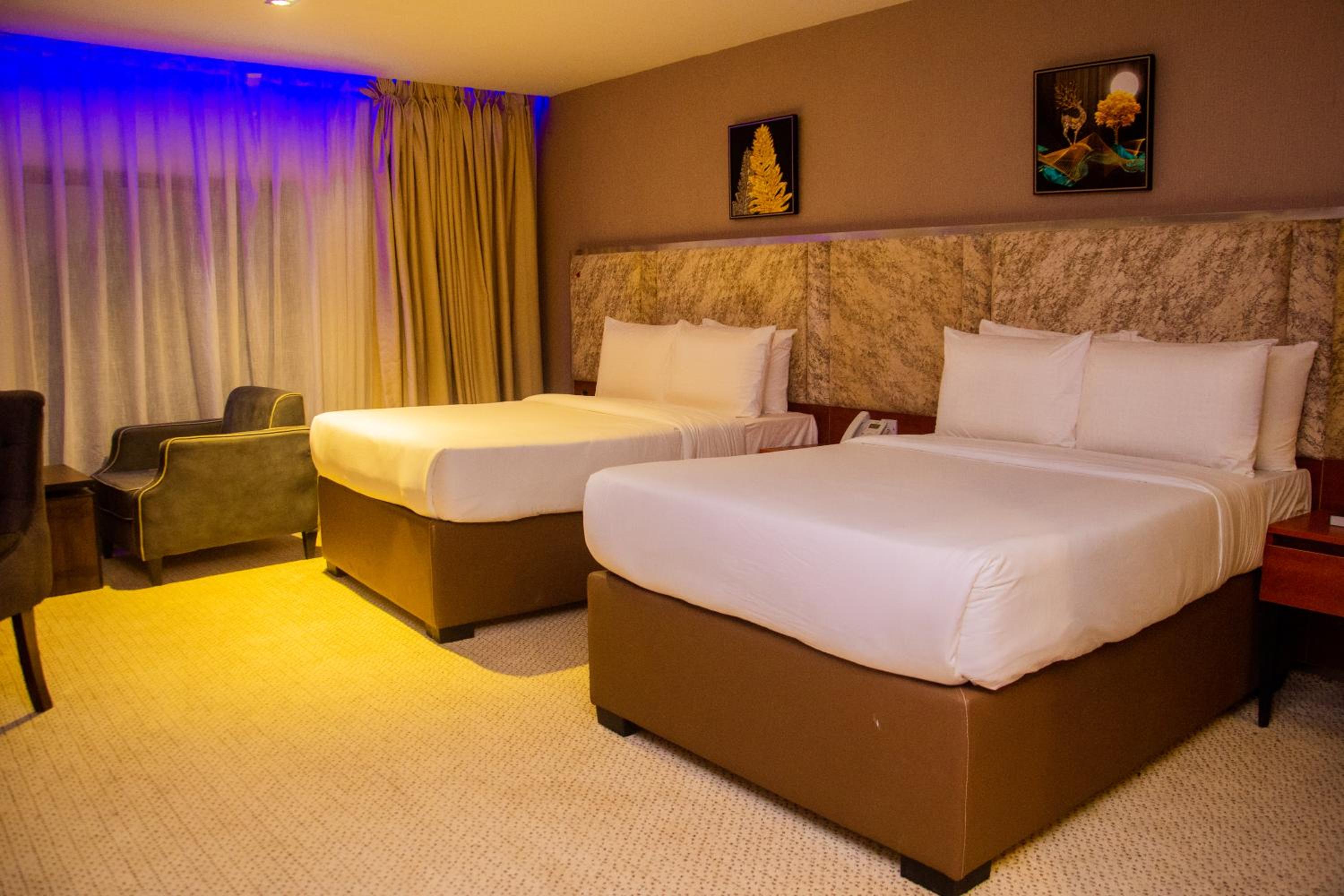 Deluxe Double or Twin Room