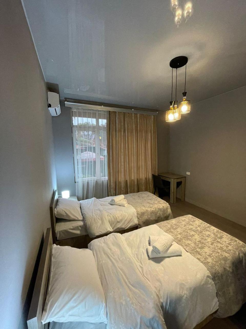 Twin Room with Bathroom photo 3