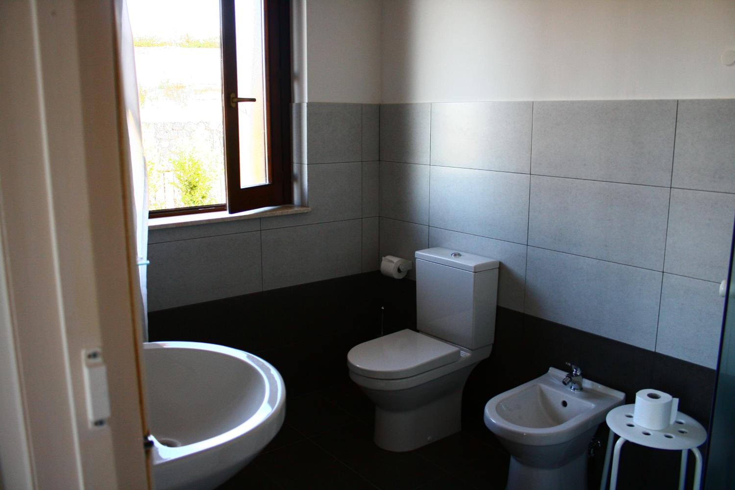 Standard Double or Twin Room with Sea View photo 3